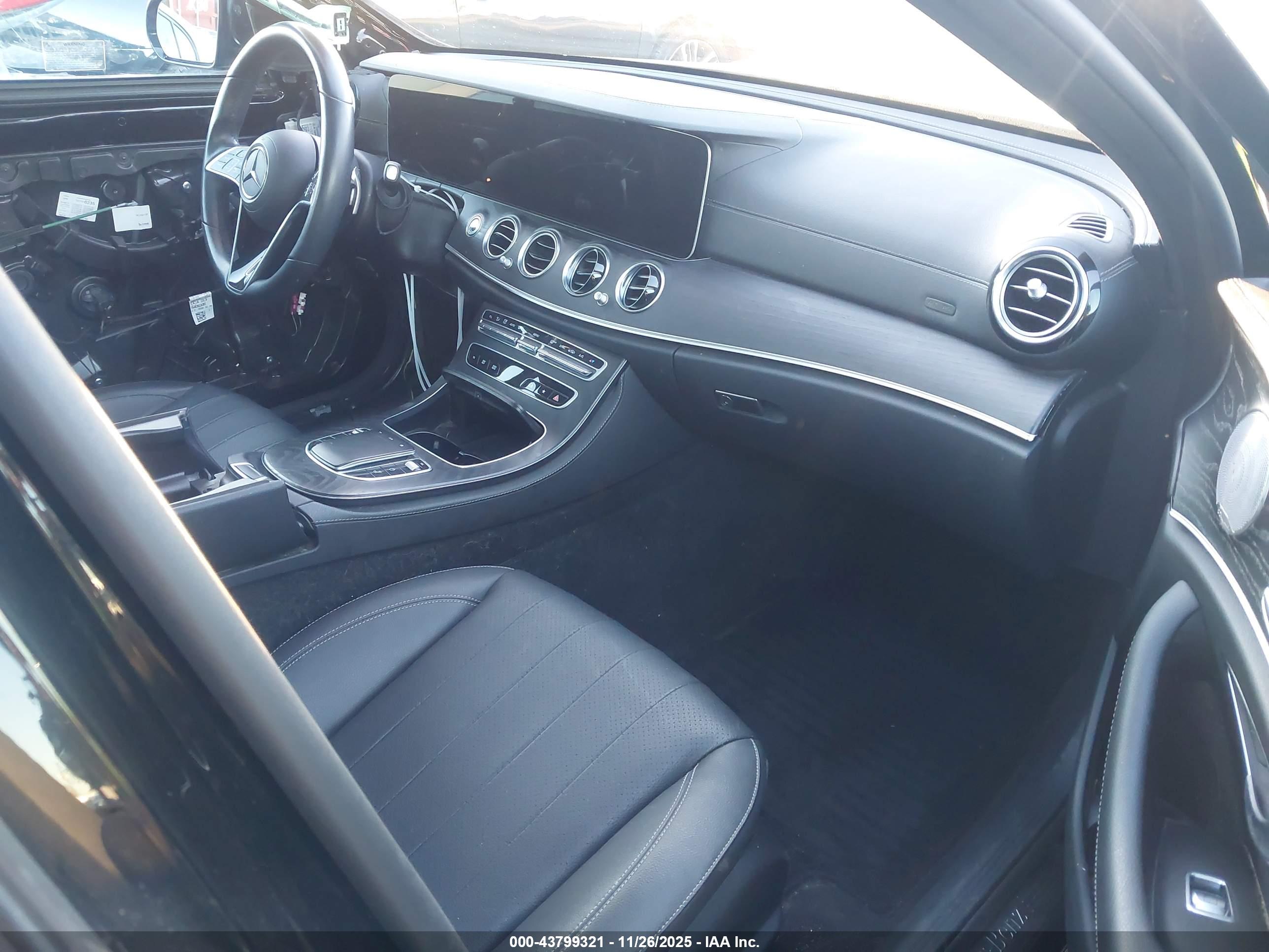 MERCEDES-BENZ E image 5