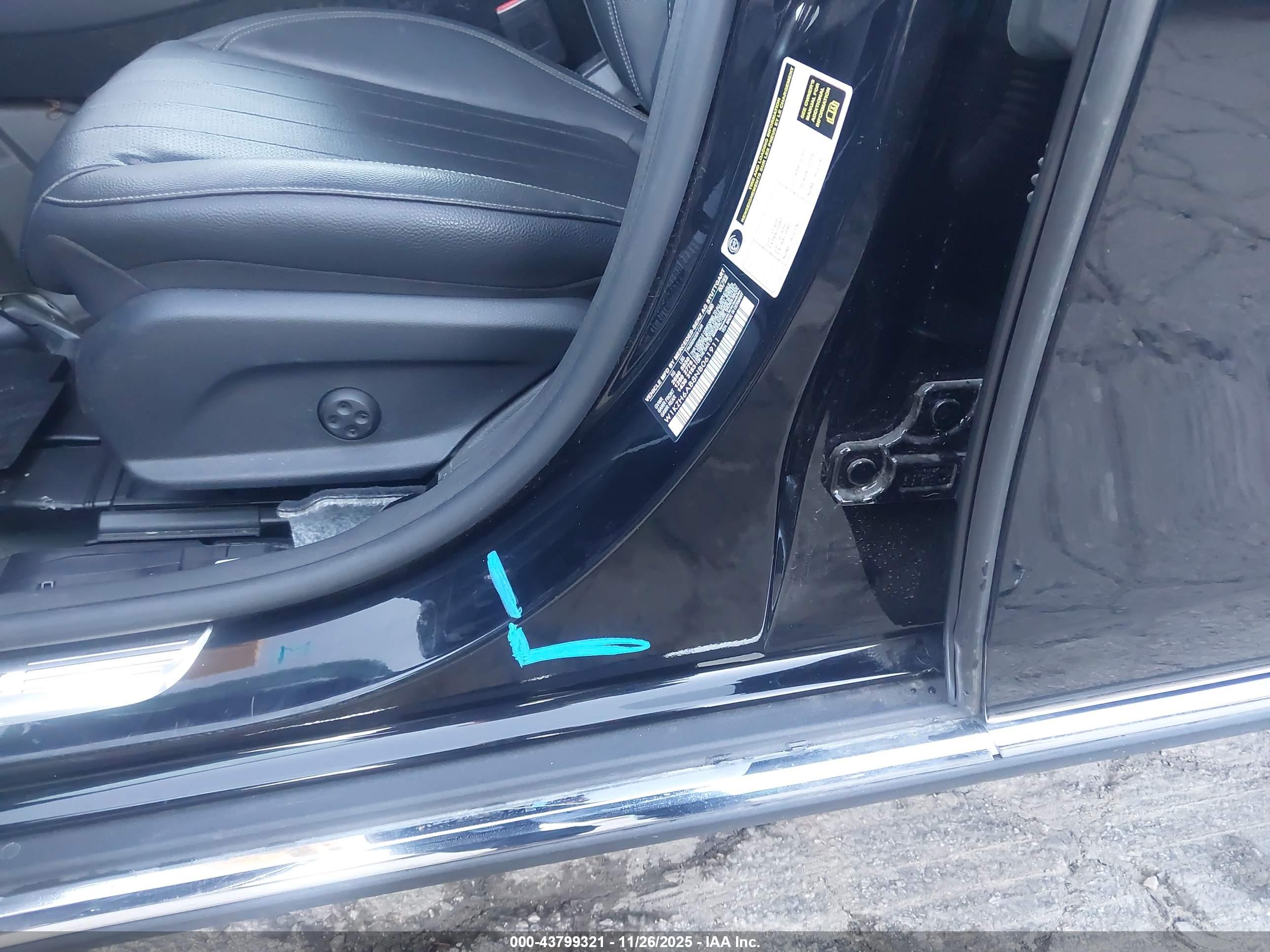 MERCEDES-BENZ E image 6