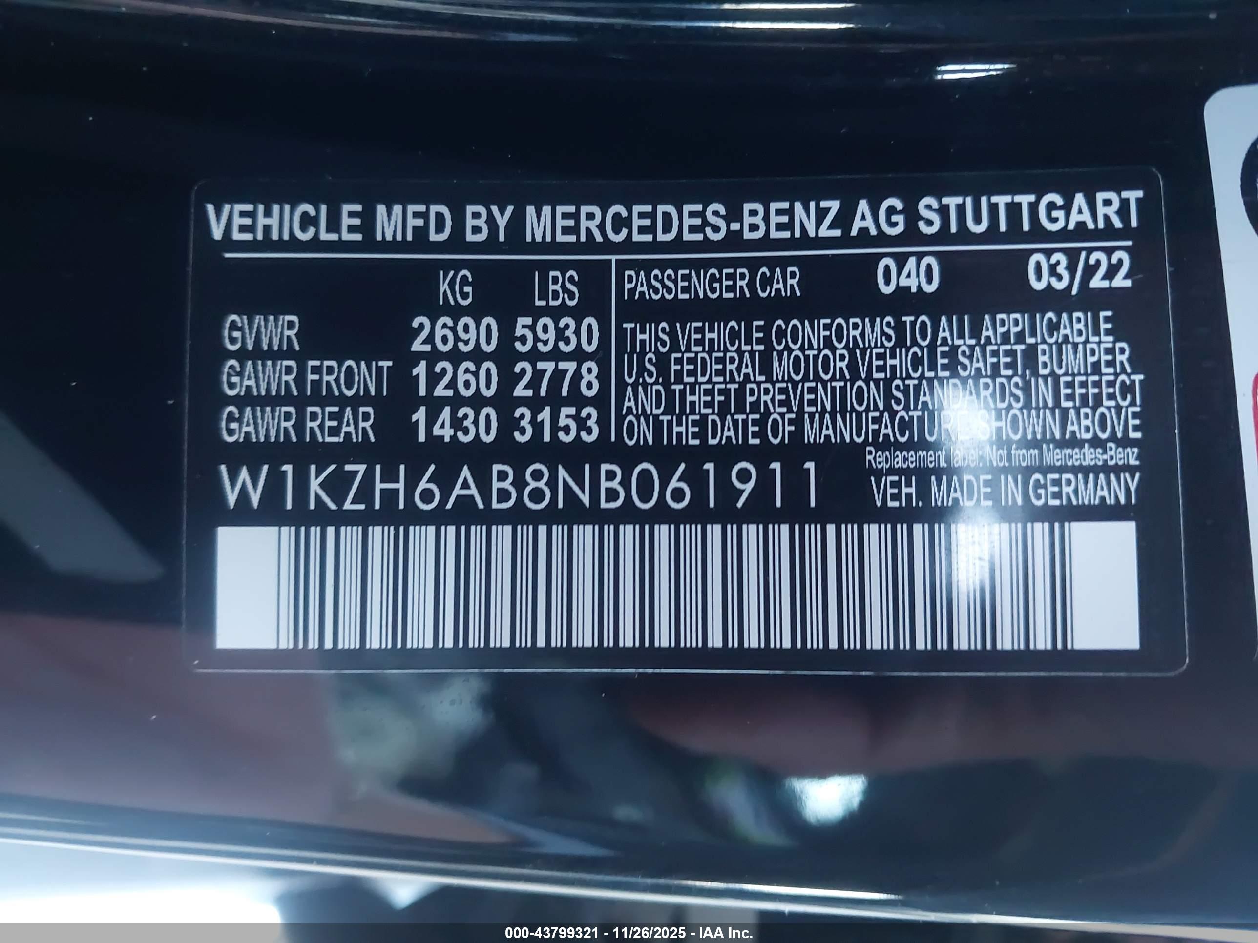 MERCEDES-BENZ E image 9