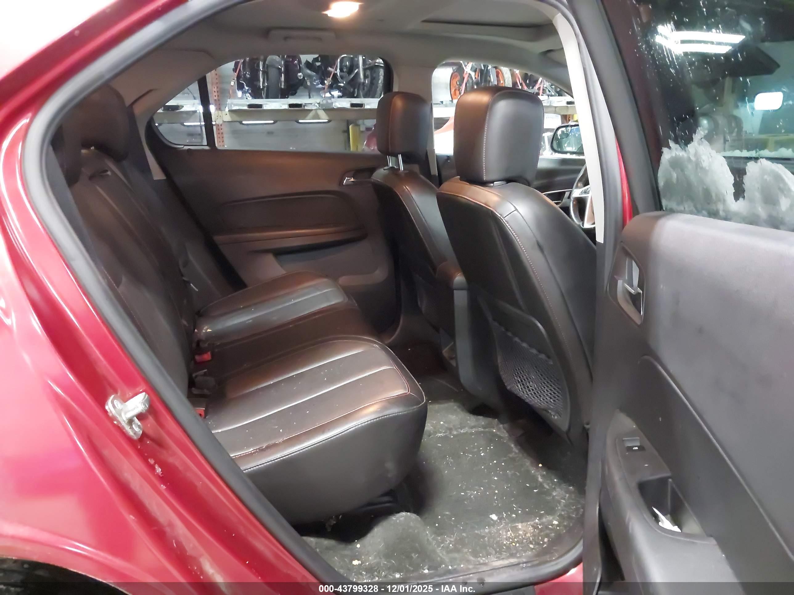 CHEVROLET EQUINOX image 8