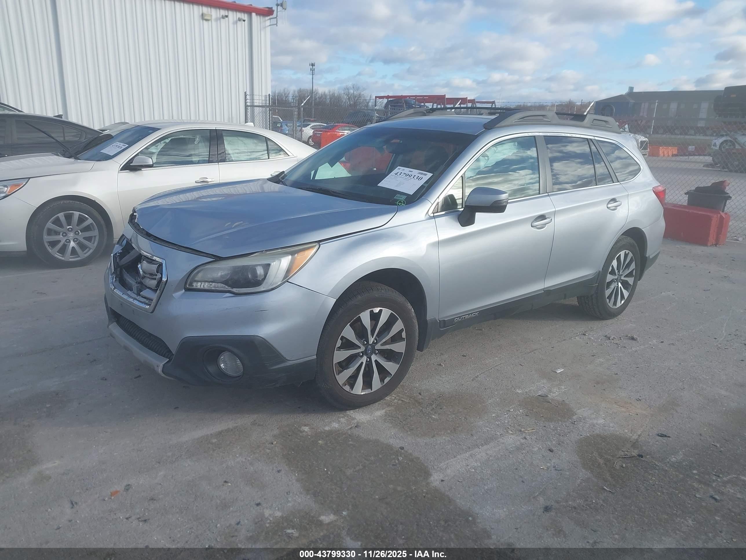 SUBARU OUTBACK image 2