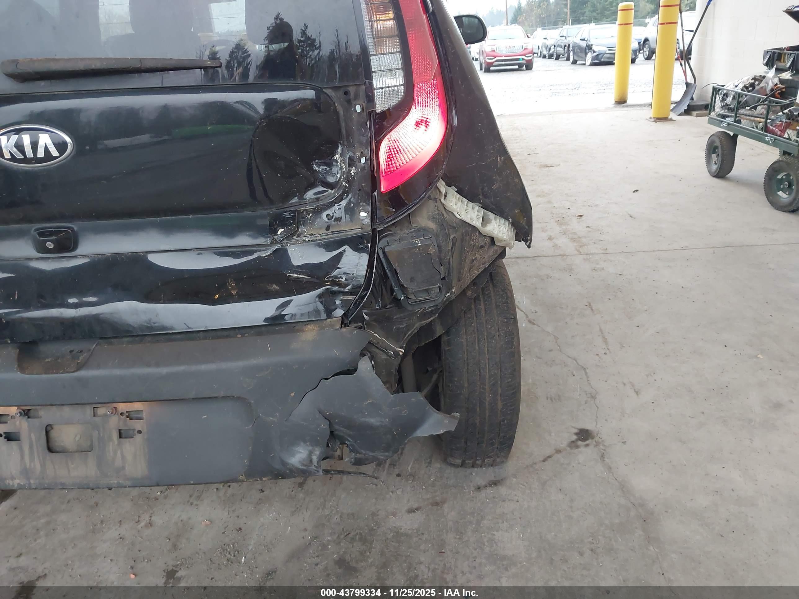 KIA SOUL image 6