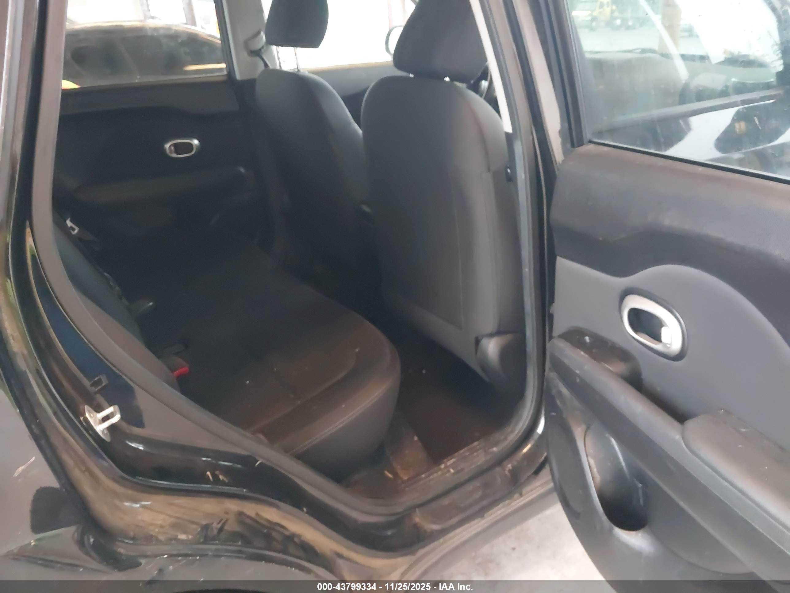 KIA SOUL image 8