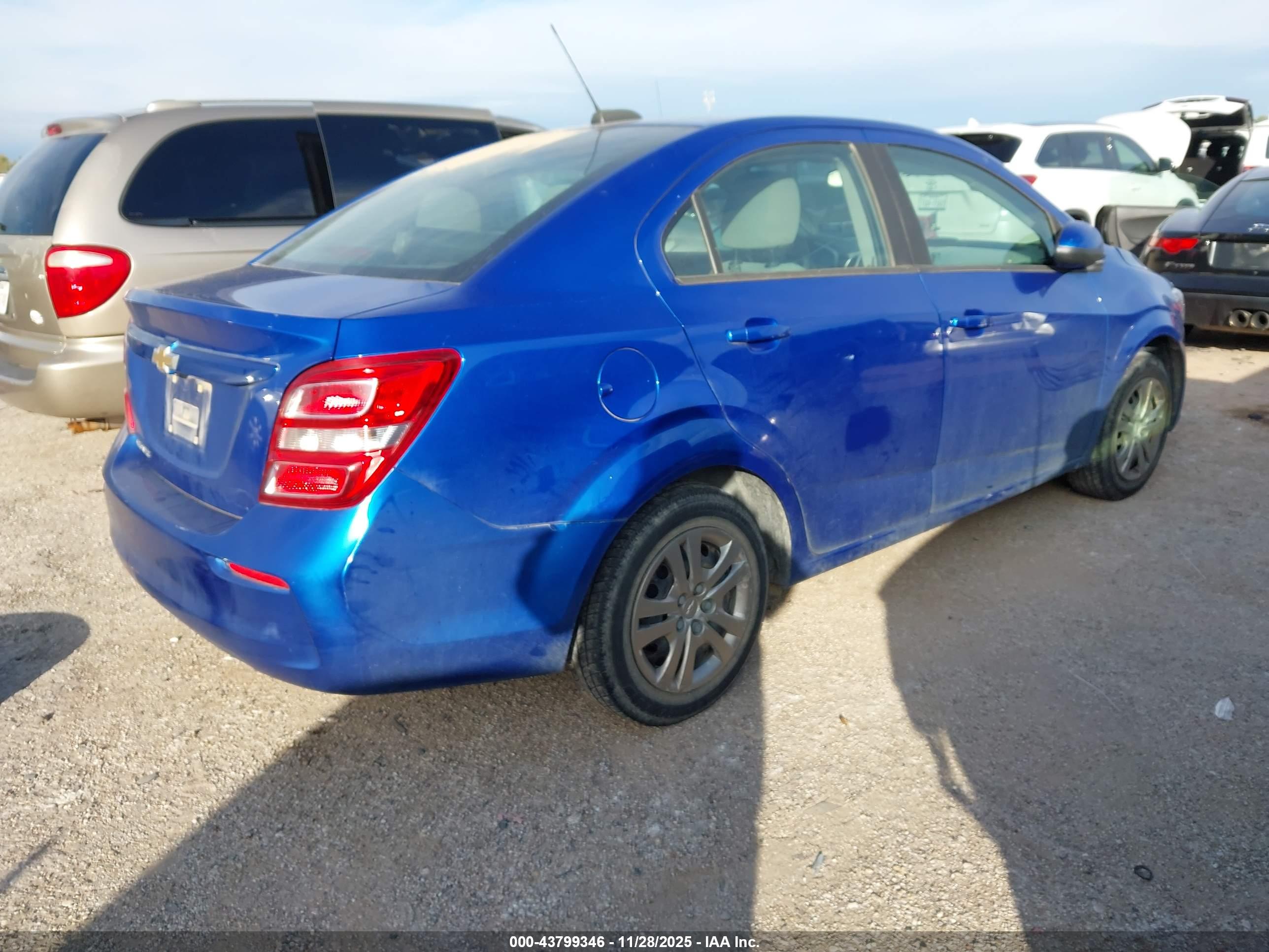 CHEVROLET SONIC image 4