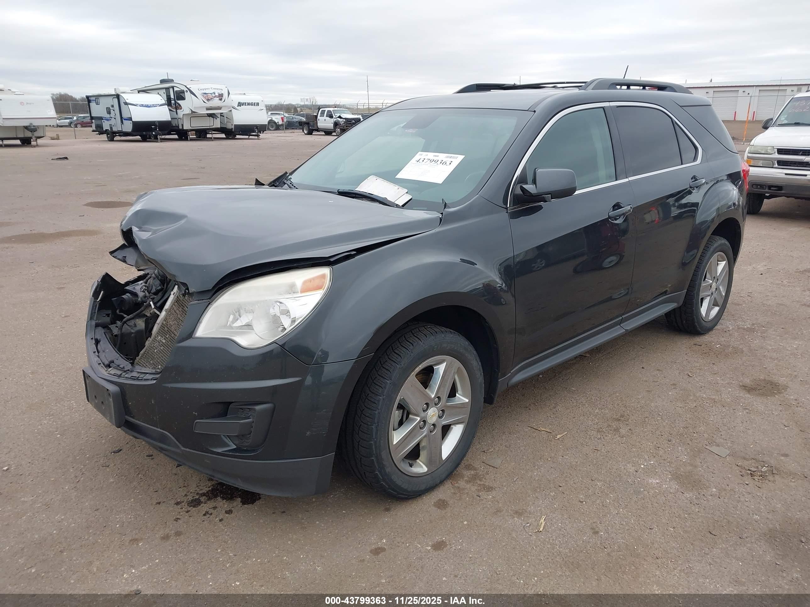CHEVROLET EQUINOX image 2