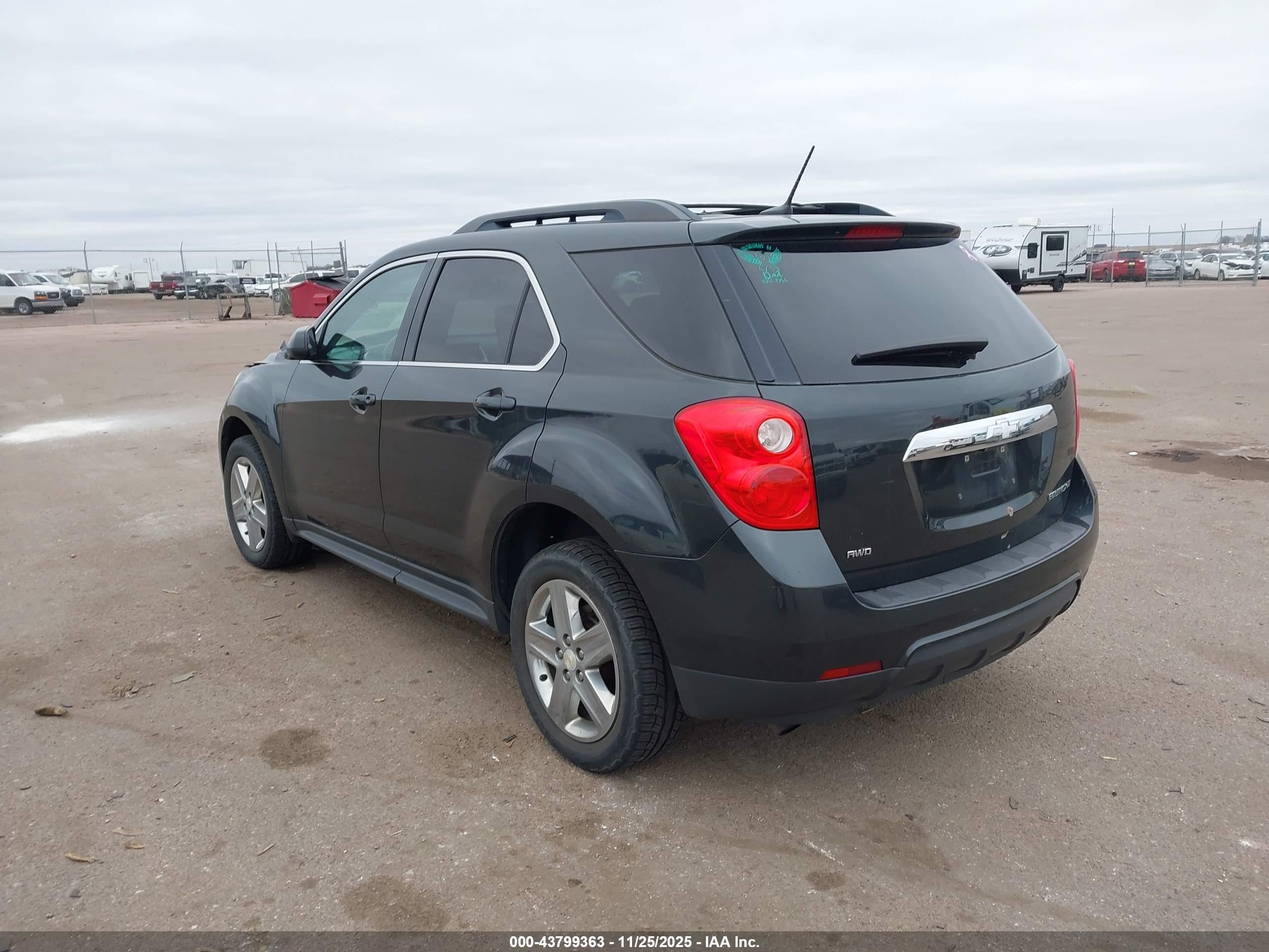 CHEVROLET EQUINOX image 3