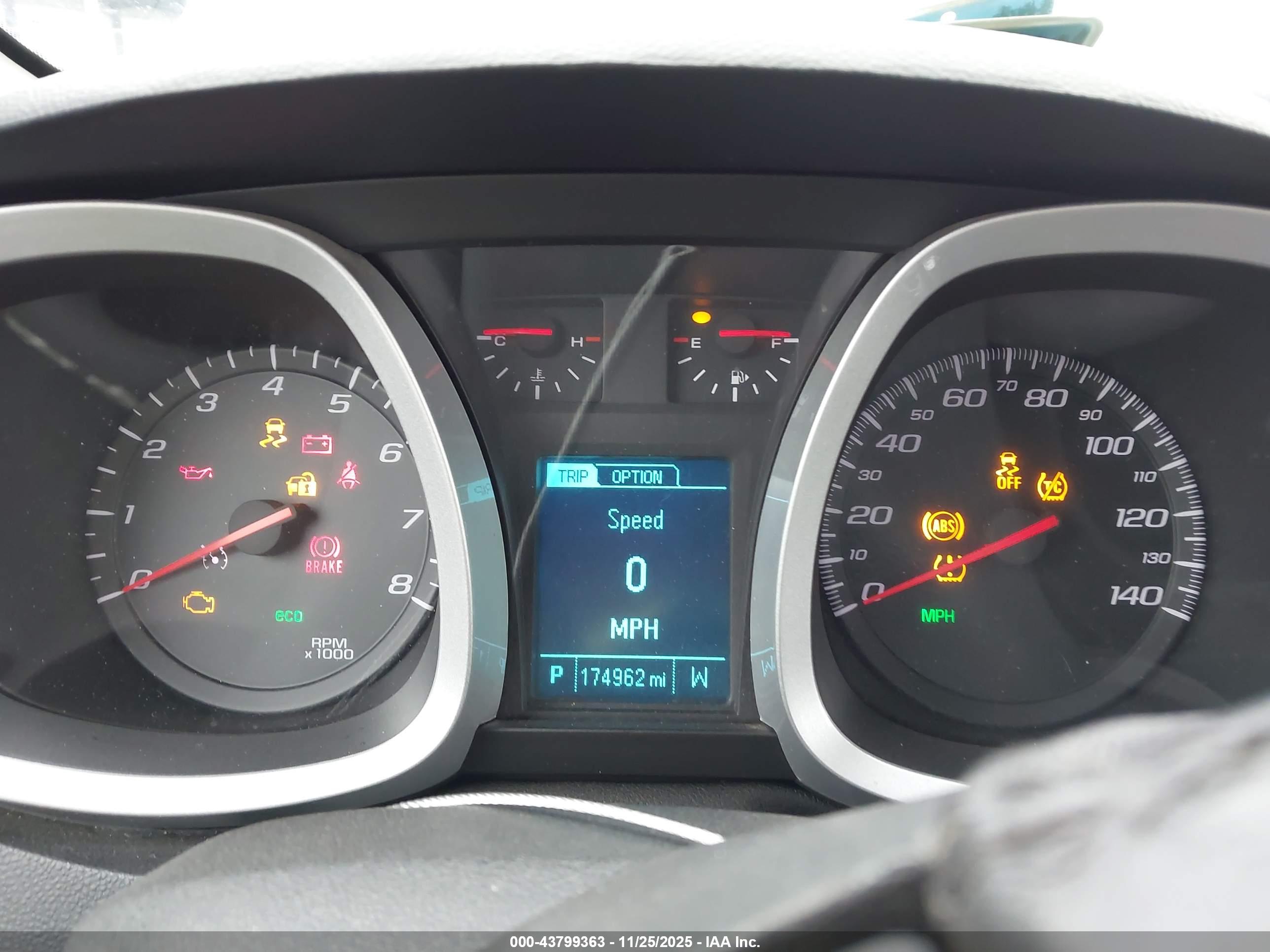 CHEVROLET EQUINOX image 7