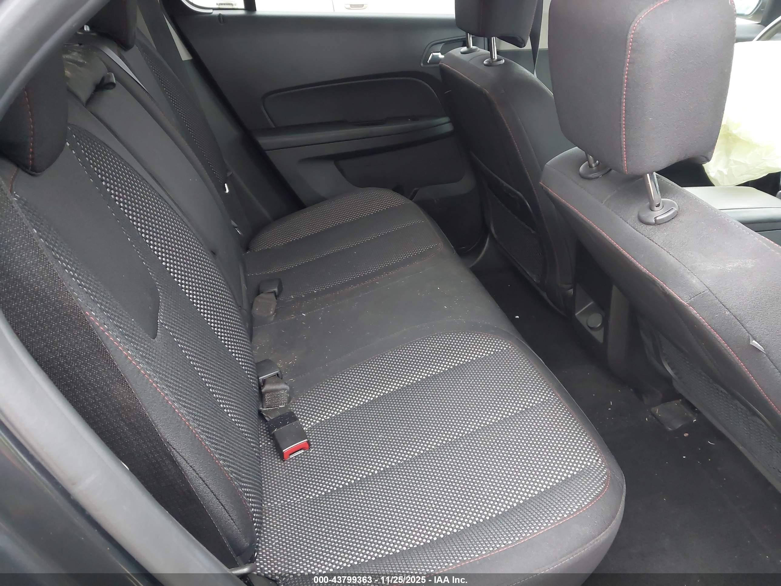 CHEVROLET EQUINOX image 8