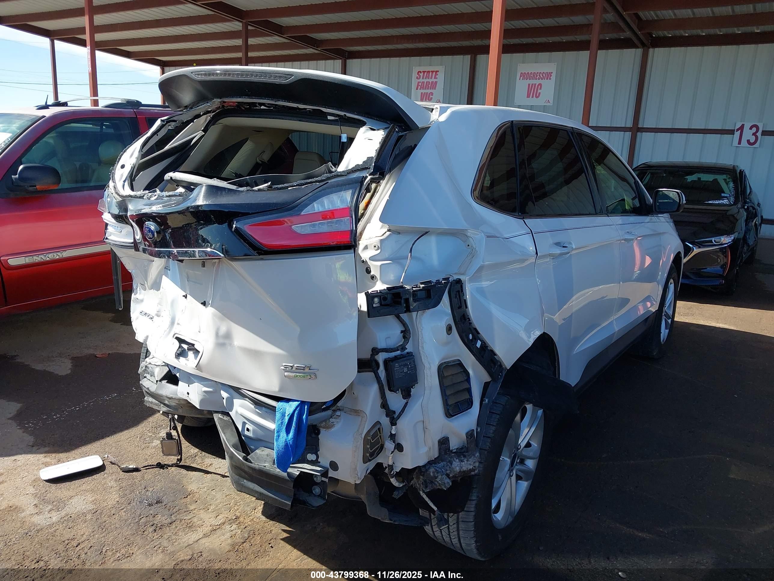 FORD EDGE image 4