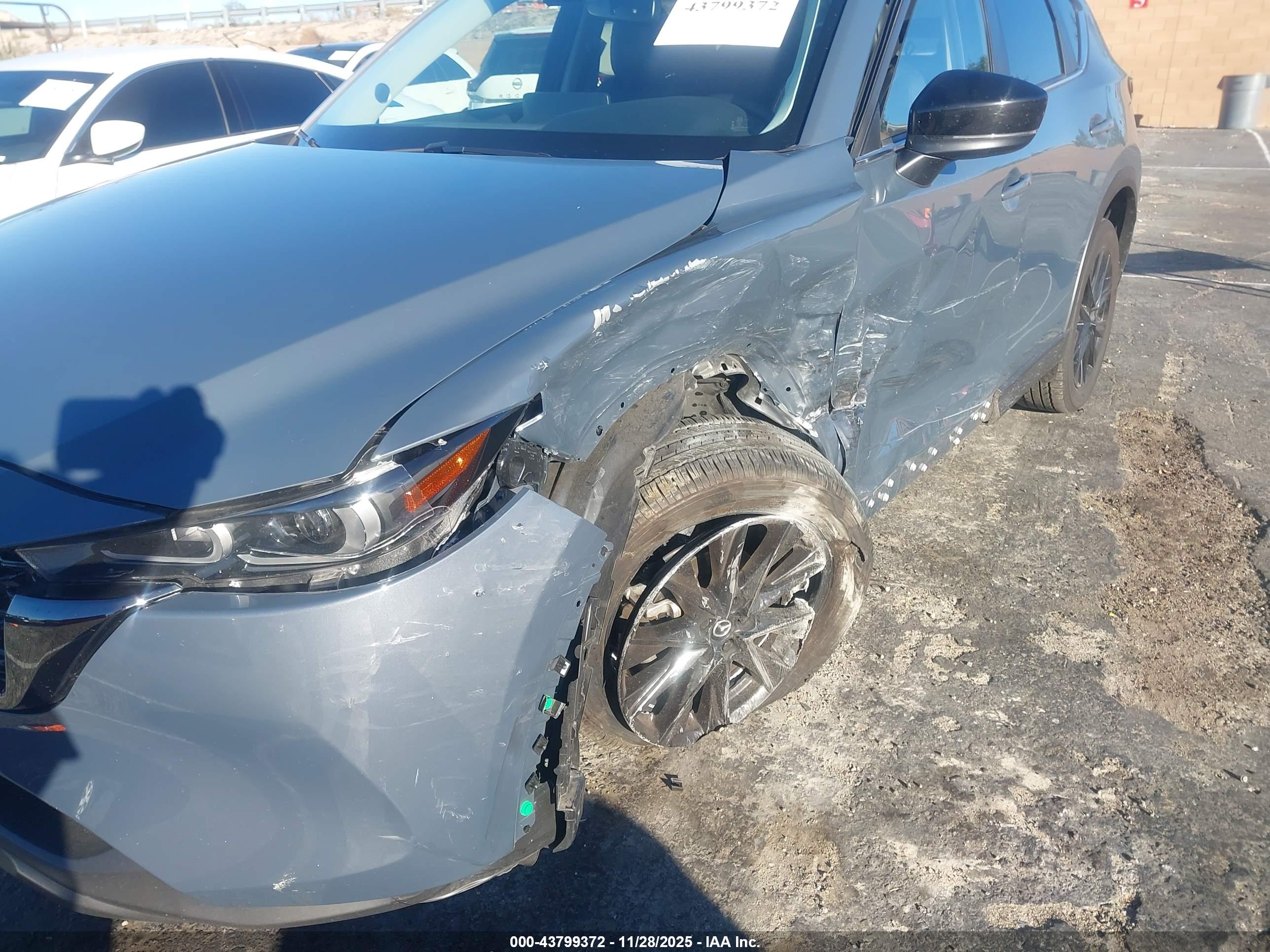 MAZDA CX-5 image 6