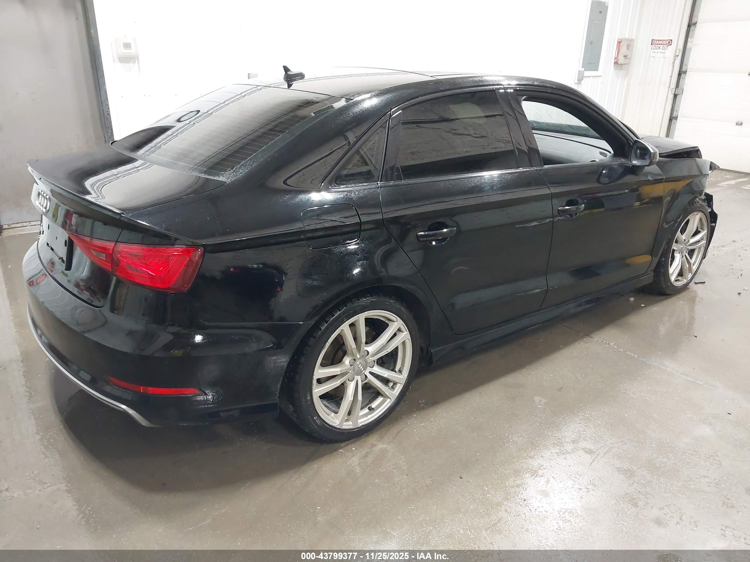 AUDI S3 image 4