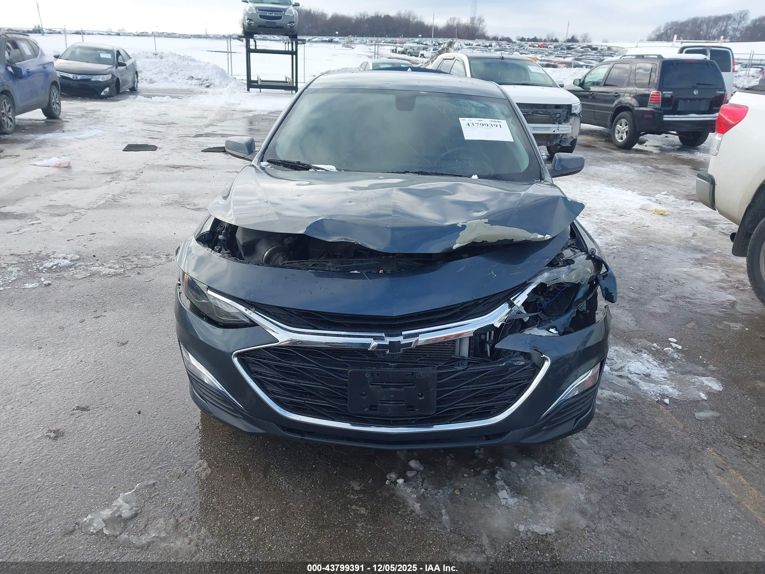CHEVROLET MALIBU image 6