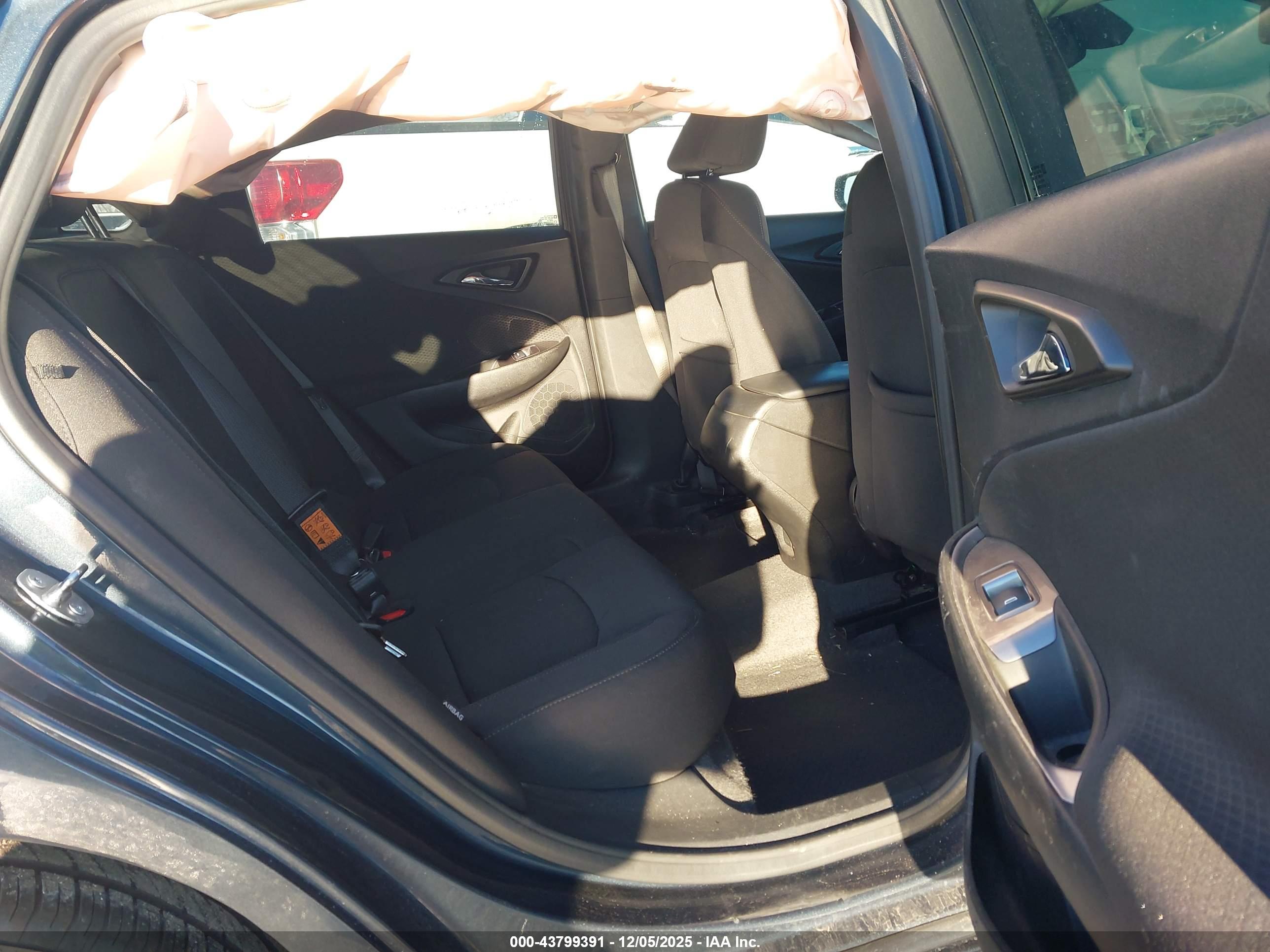 CHEVROLET MALIBU image 8