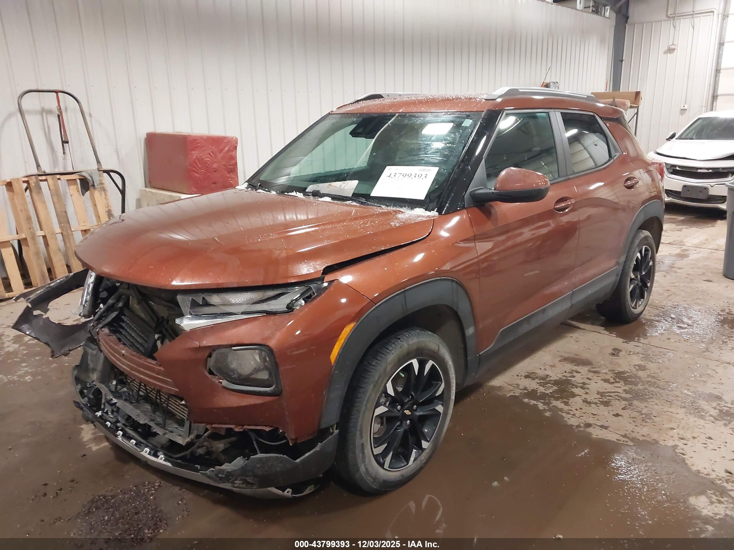 CHEVROLET TRAILBLAZER image 2