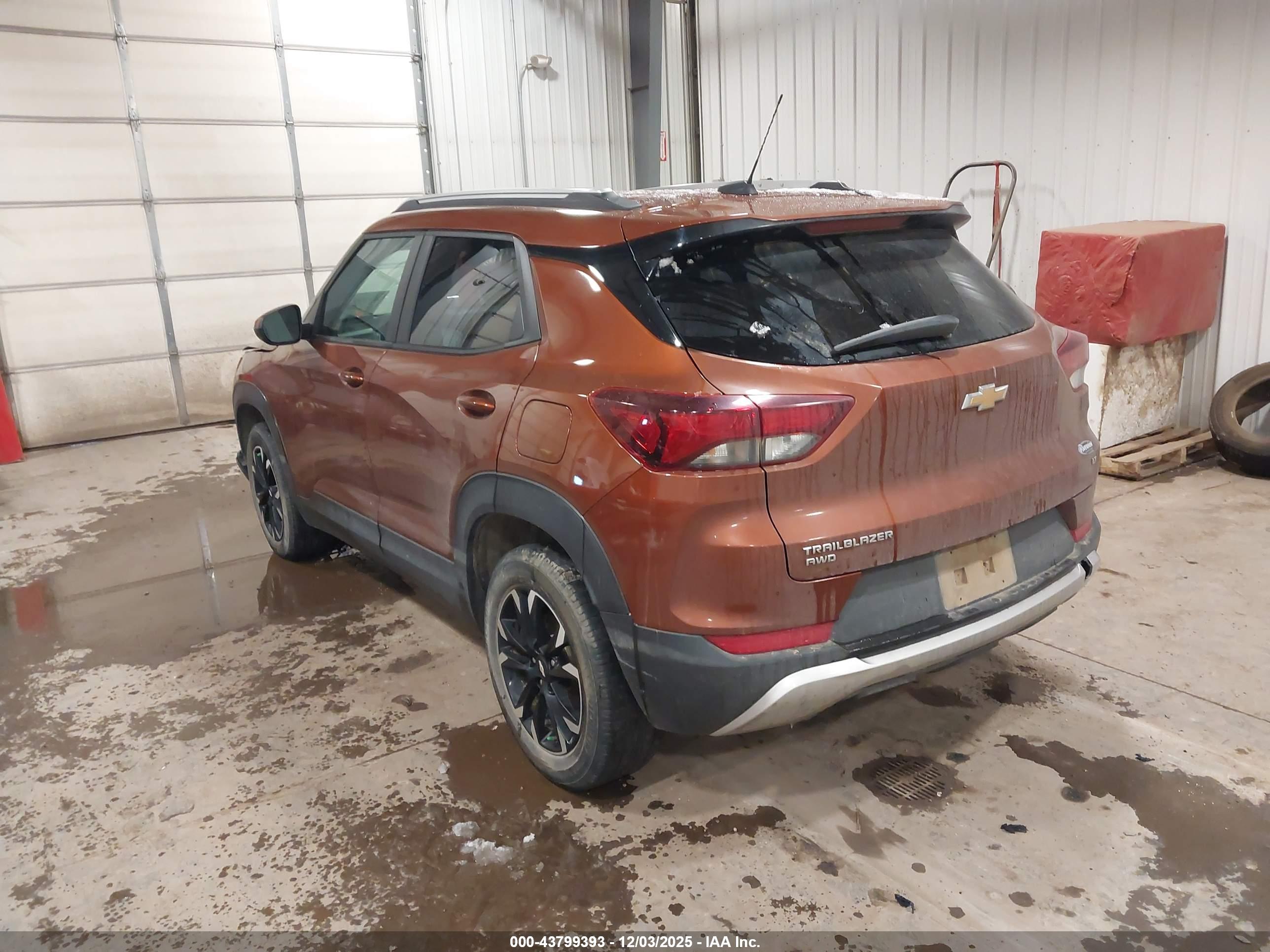 CHEVROLET TRAILBLAZER image 3