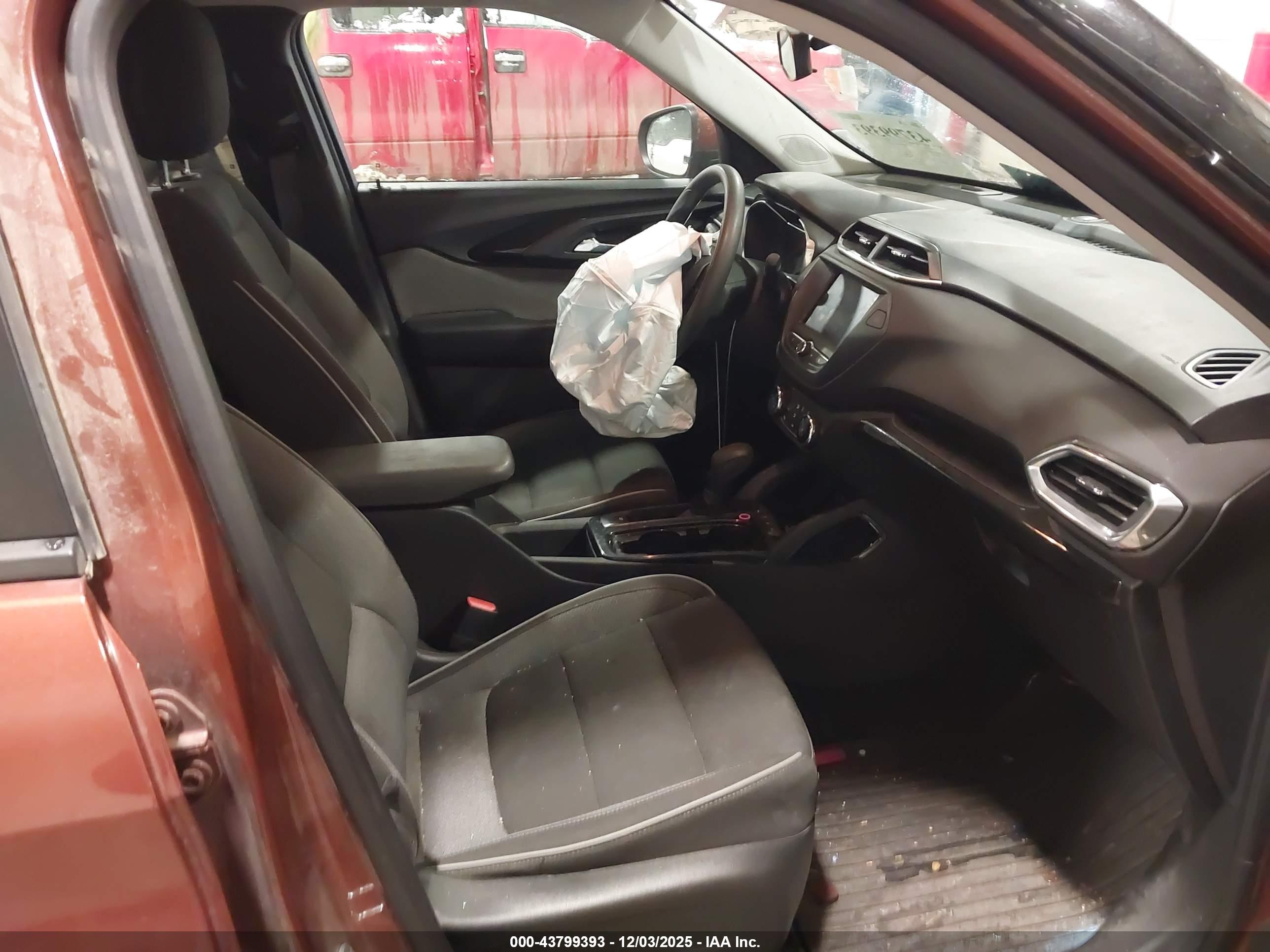 CHEVROLET TRAILBLAZER image 5