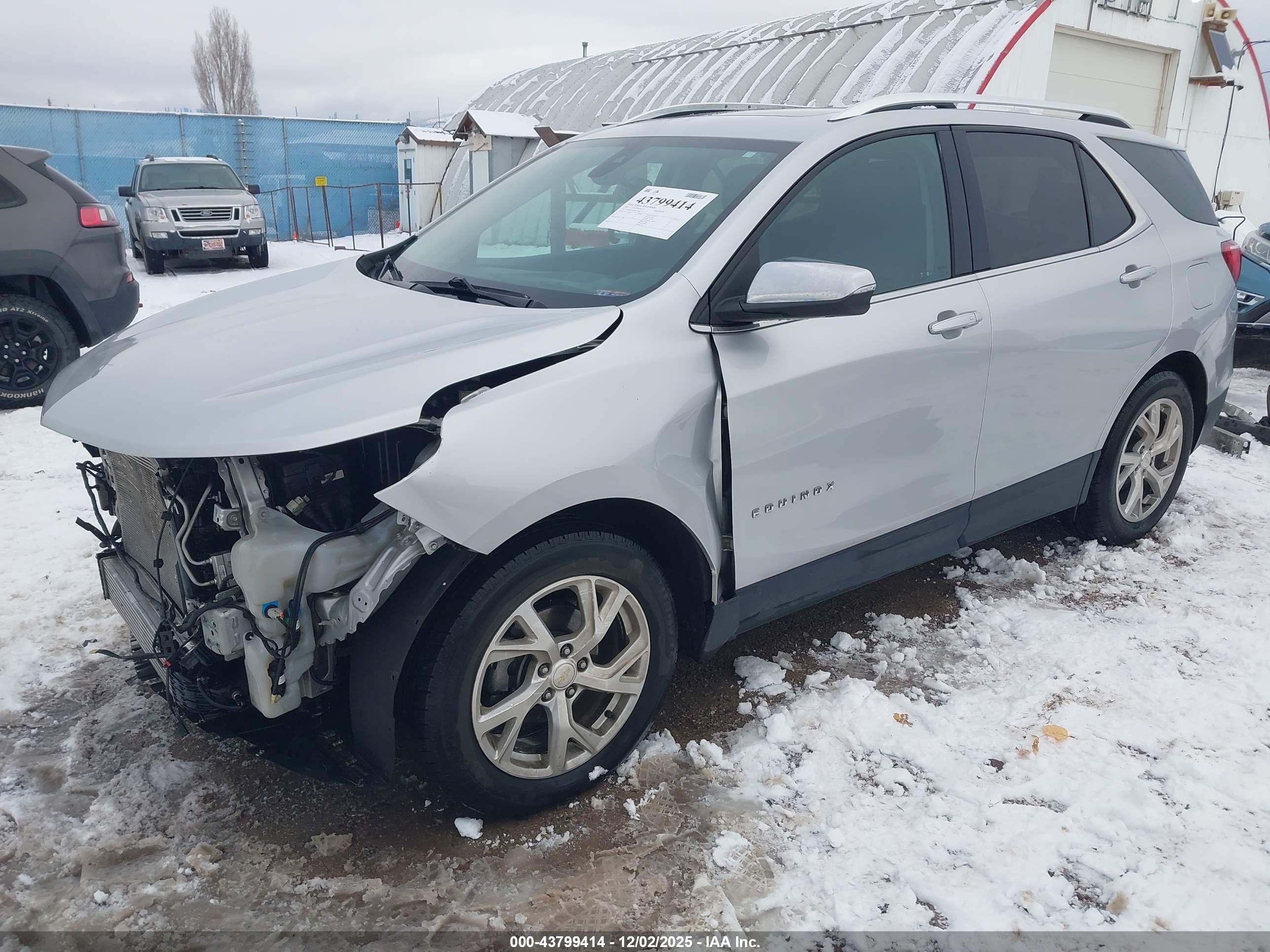 CHEVROLET EQUINOX image 2