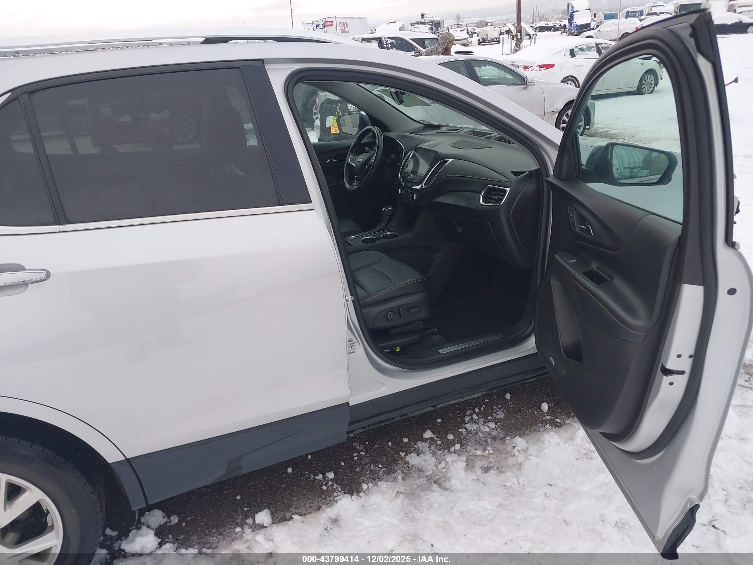 CHEVROLET EQUINOX image 5