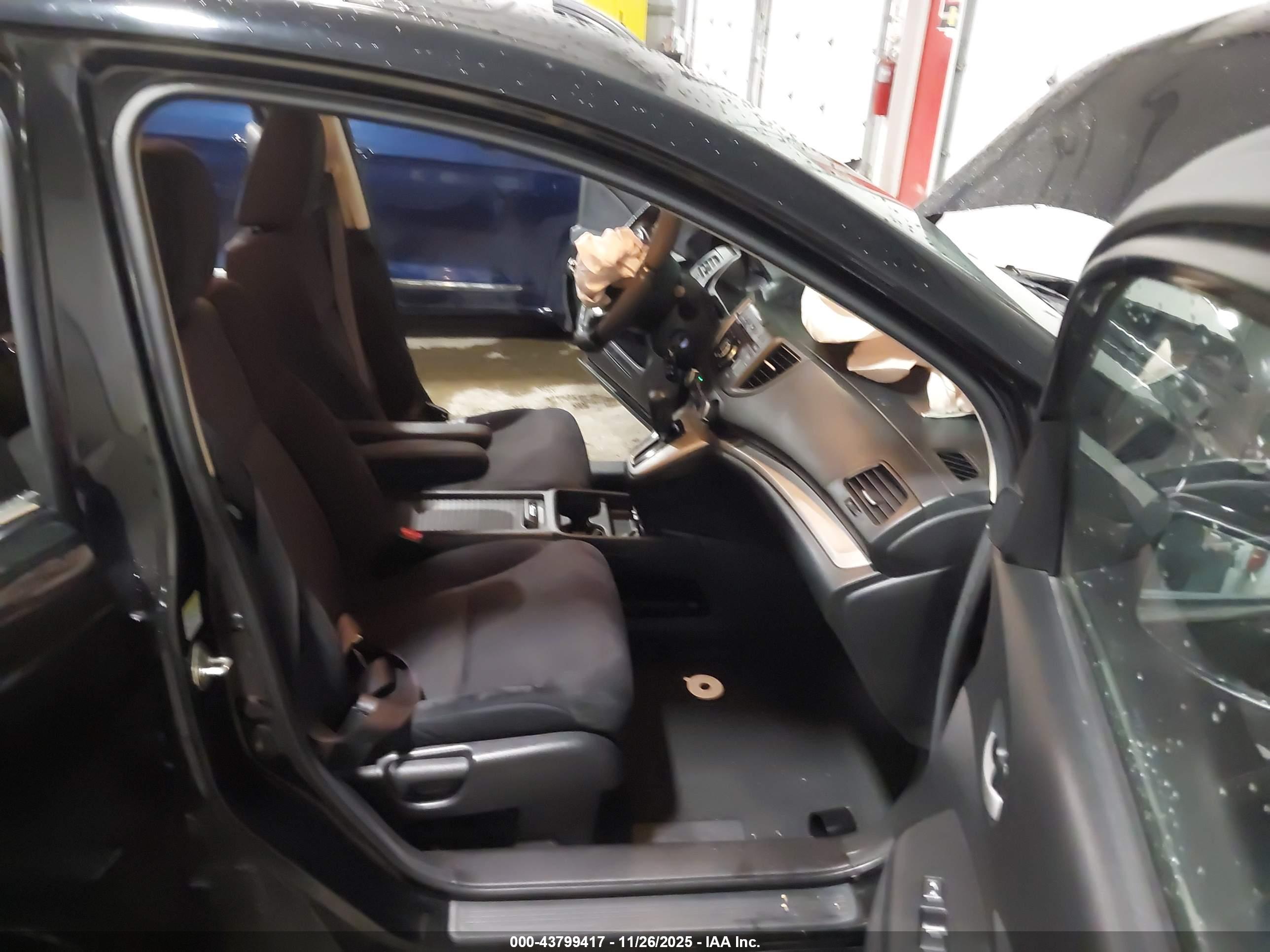 HONDA CR-V image 5