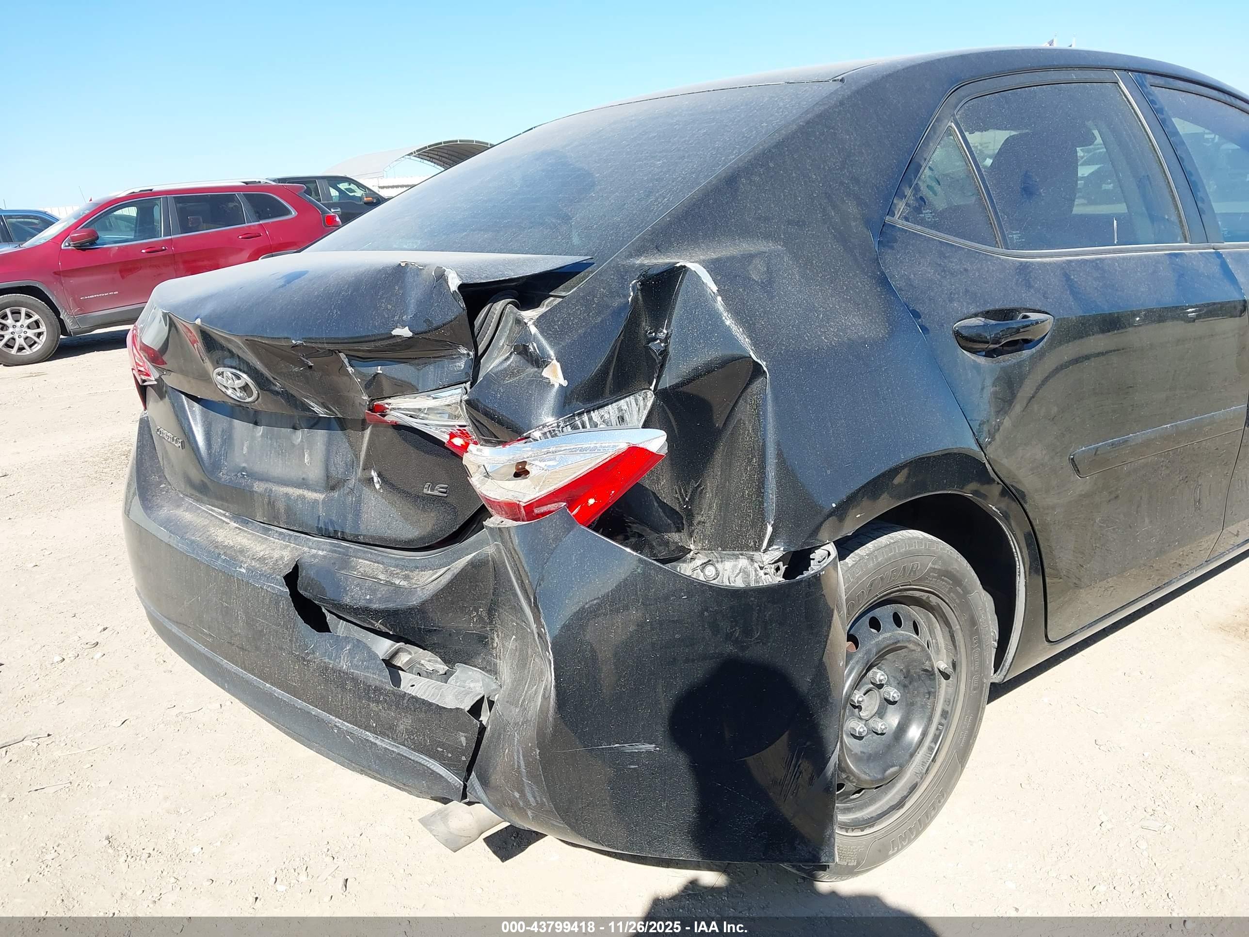 TOYOTA COROLLA image 6