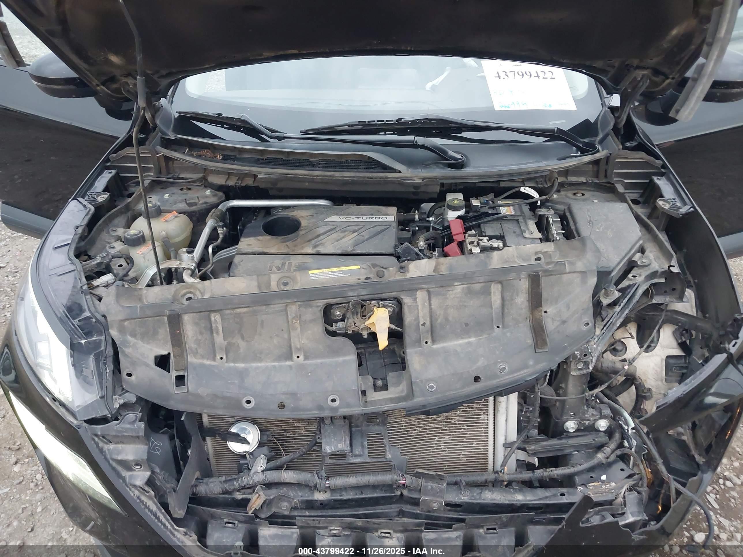 NISSAN ROGUE image 10