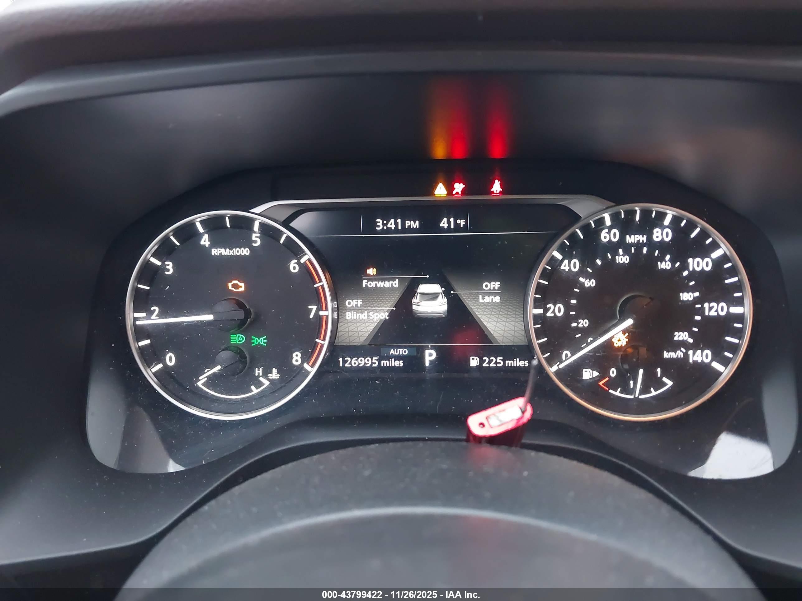NISSAN ROGUE image 7
