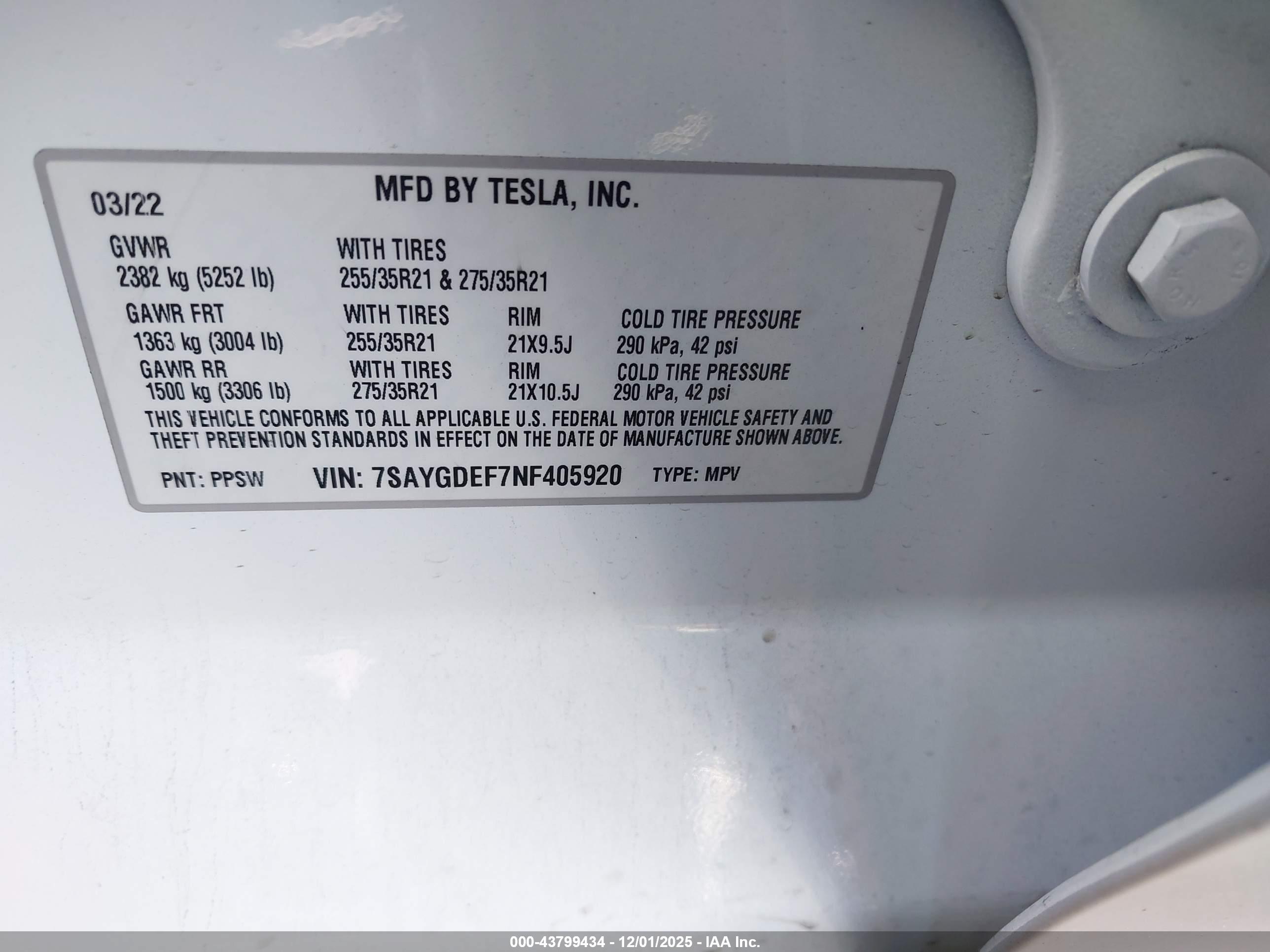 TESLA MODEL image 9