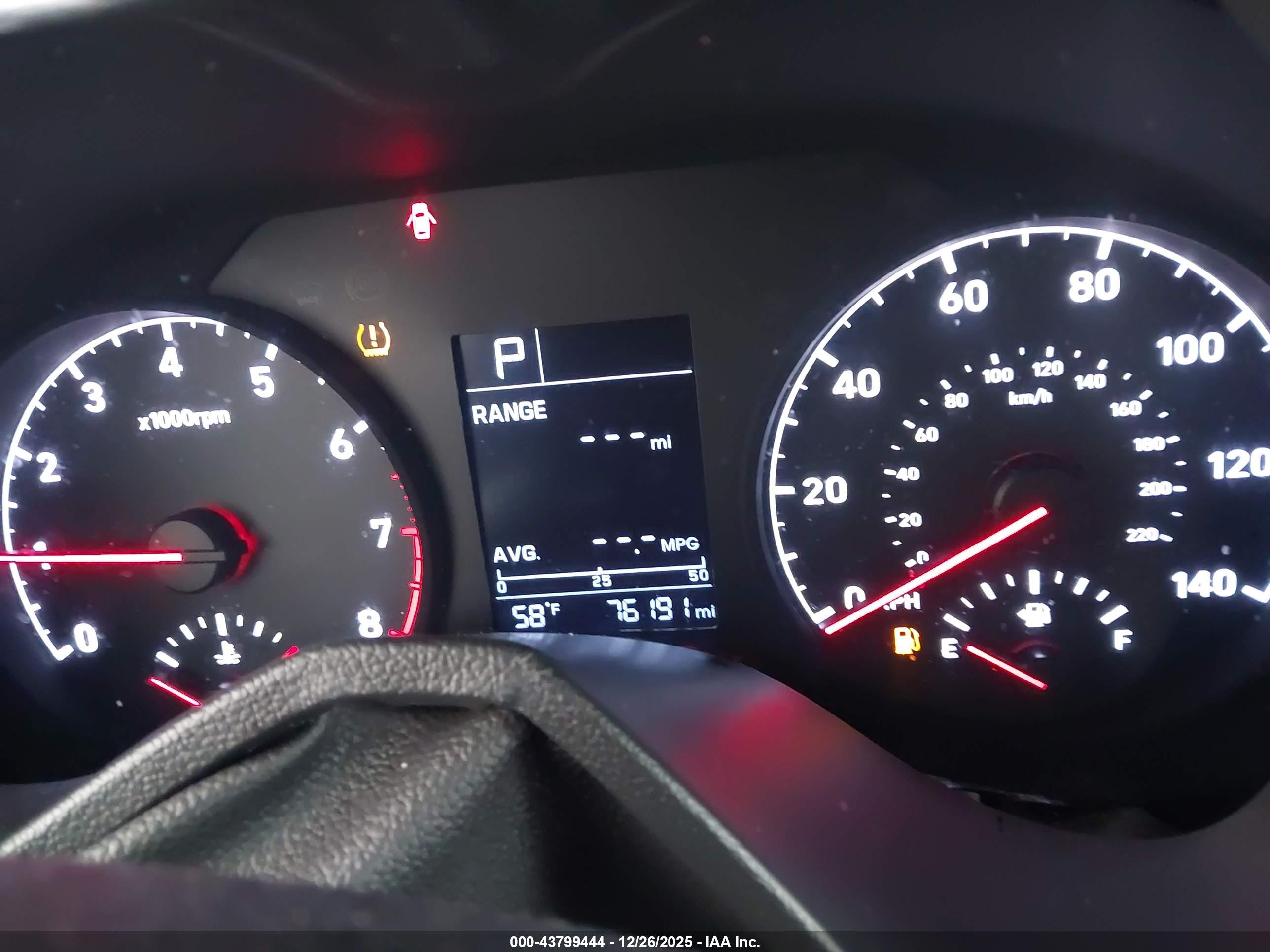 HYUNDAI ACCENT image 7
