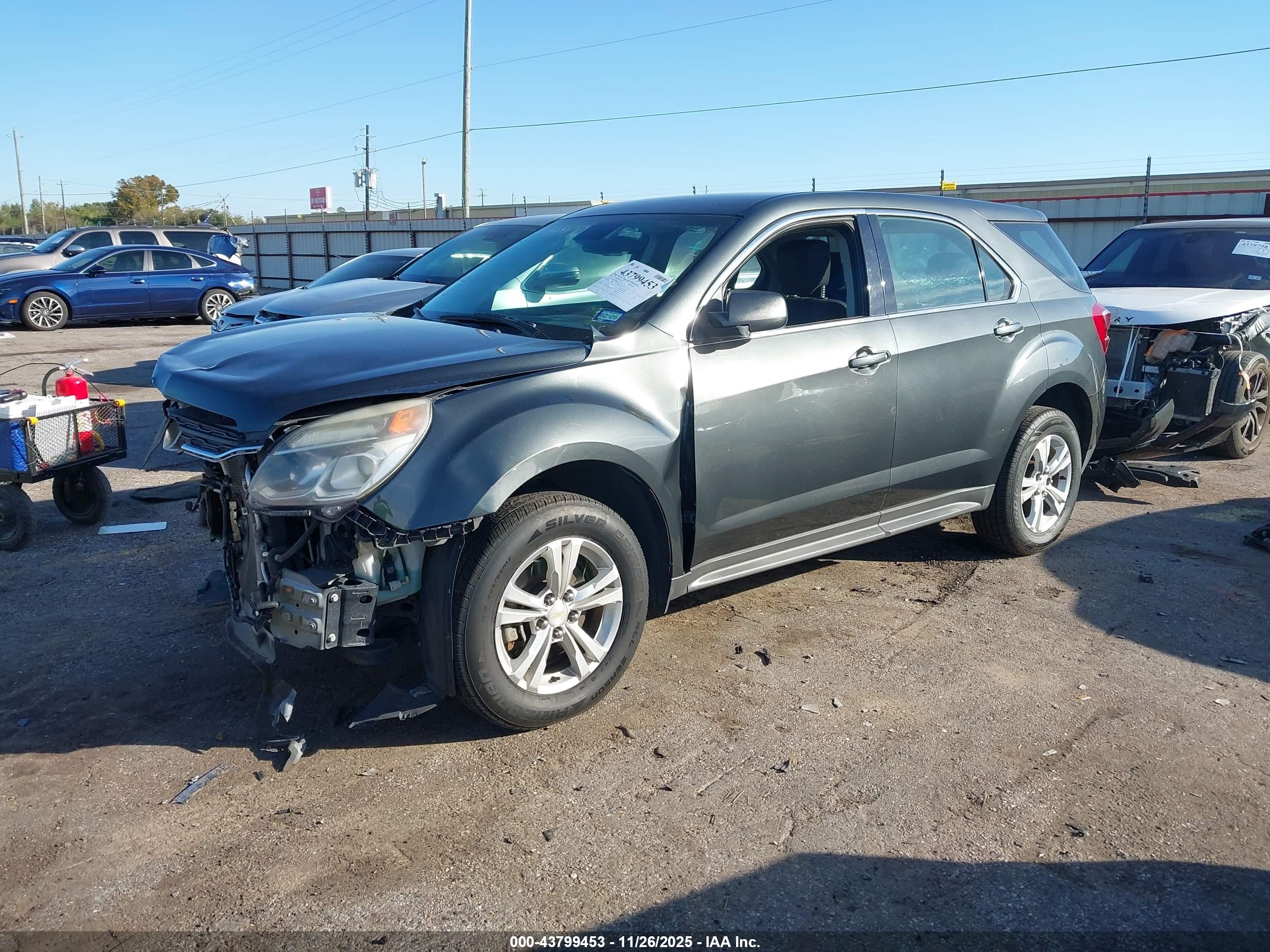 CHEVROLET EQUINOX image 2