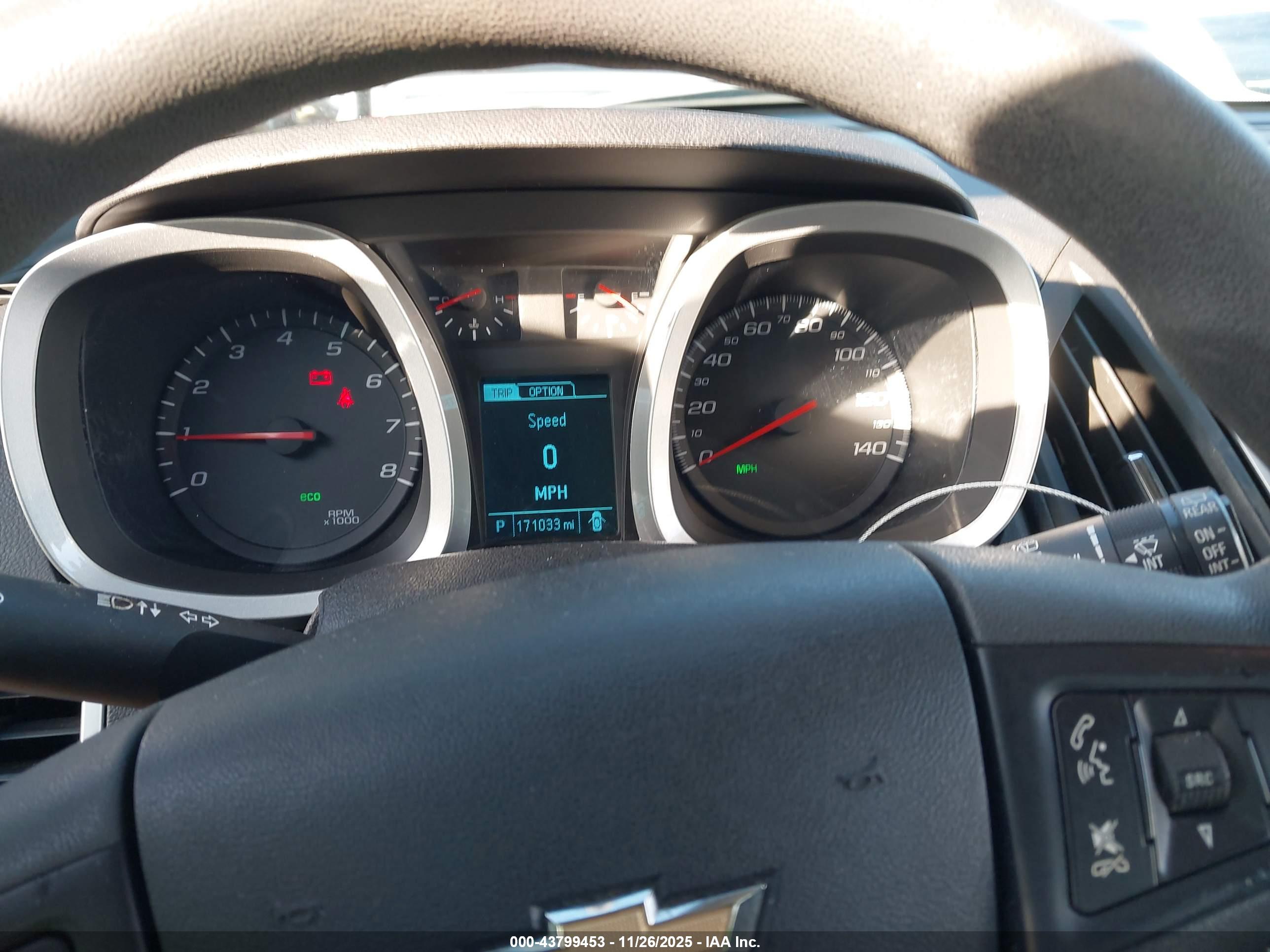 CHEVROLET EQUINOX image 7