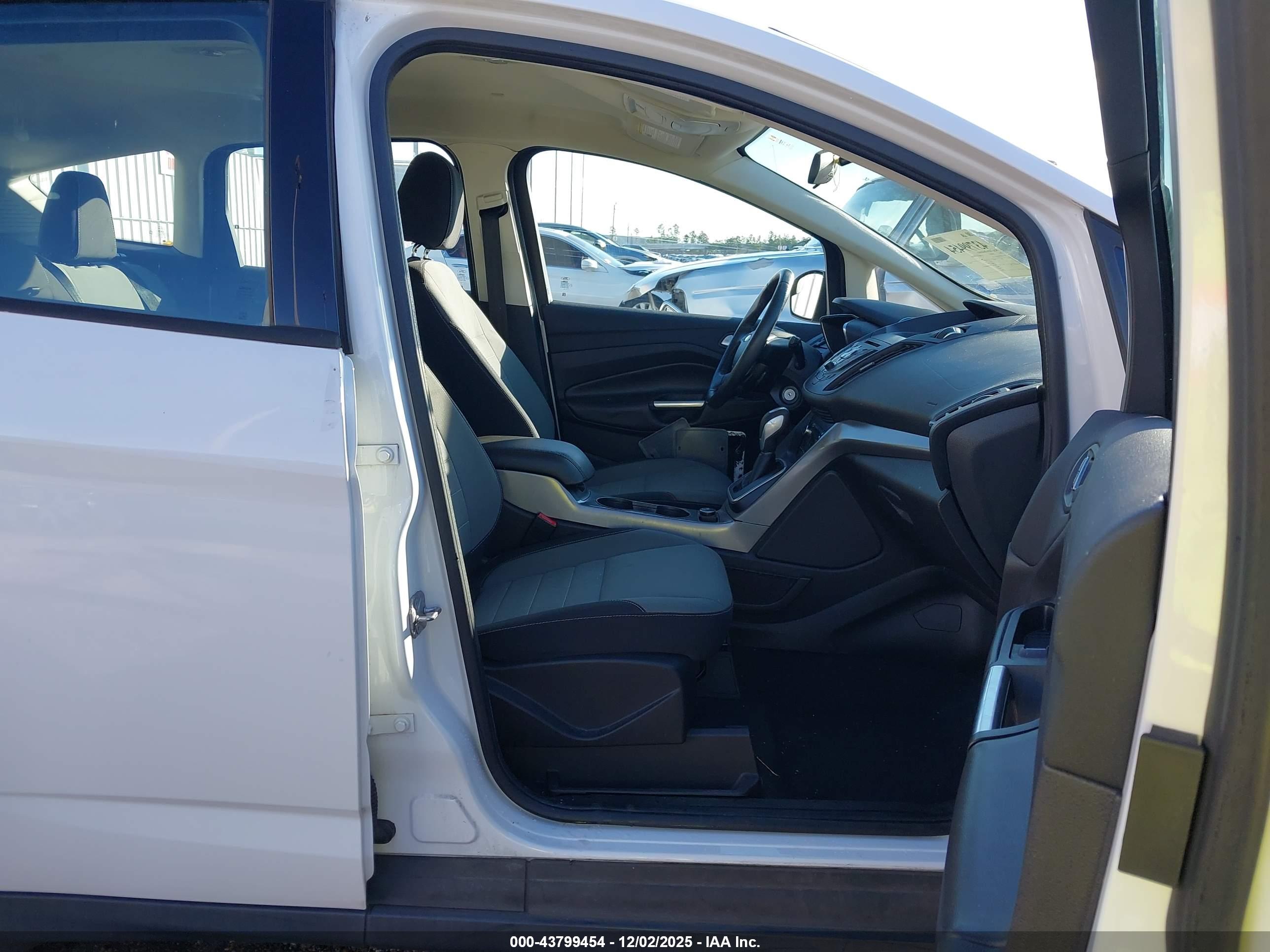 FORD C-MAX image 5