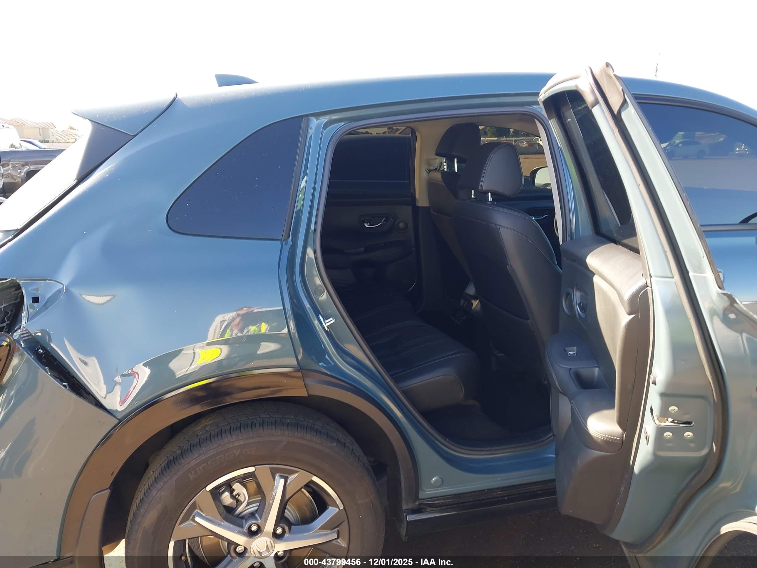 HONDA HR-V image 8