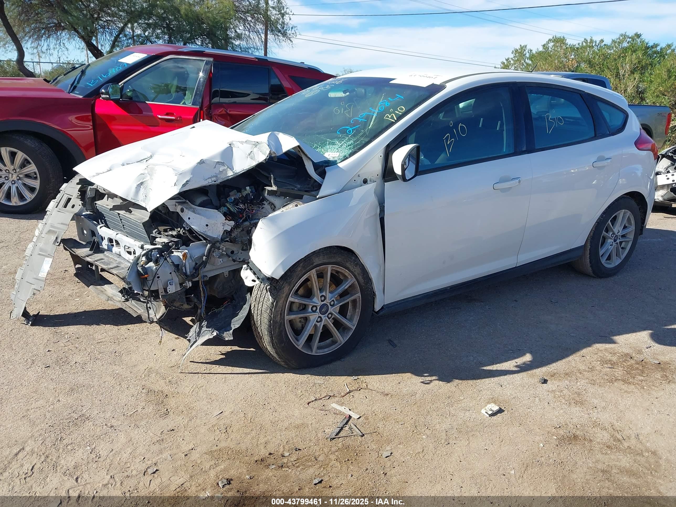 FORD FOCUS image 2