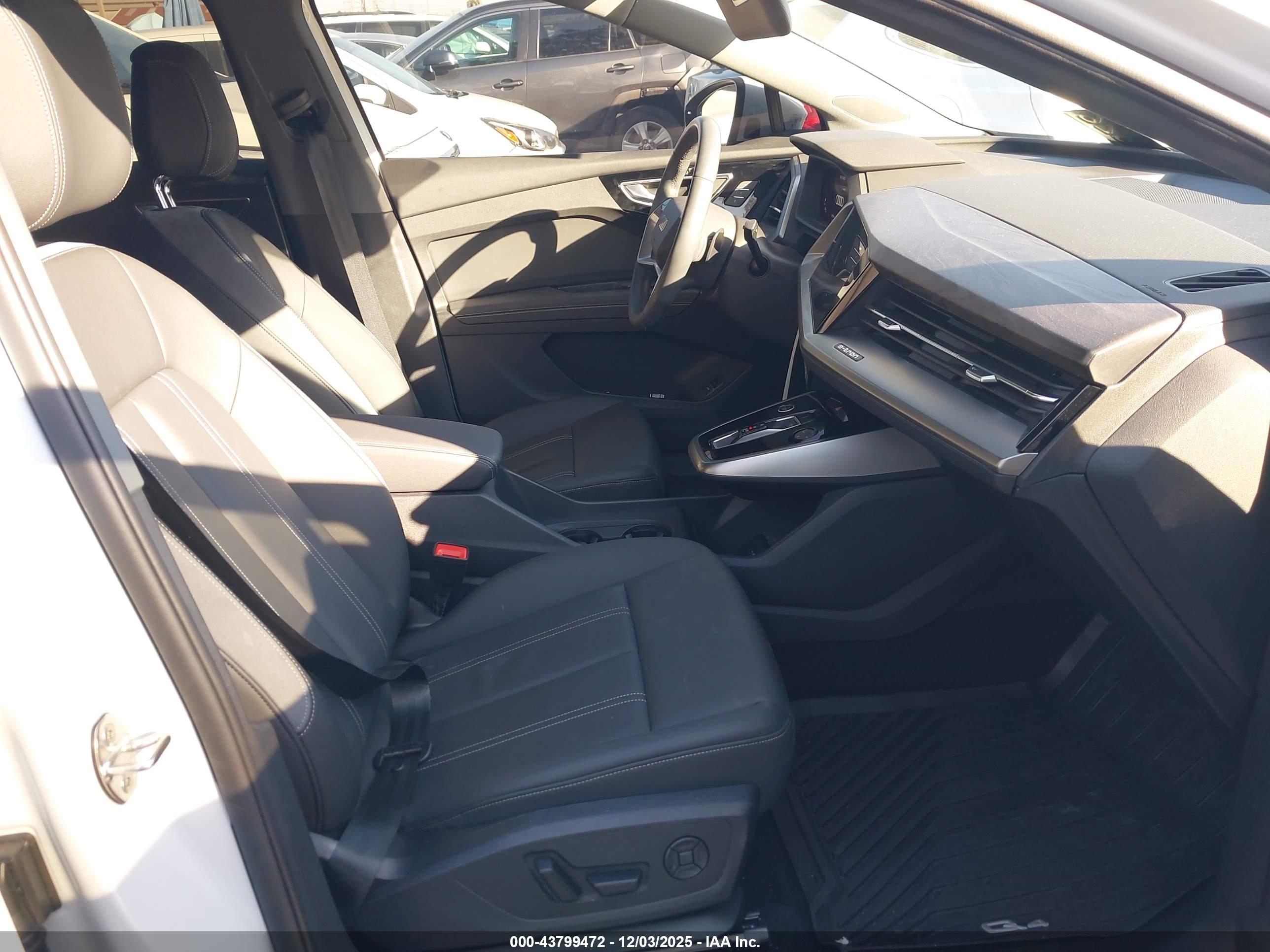 AUDI Q4 image 5