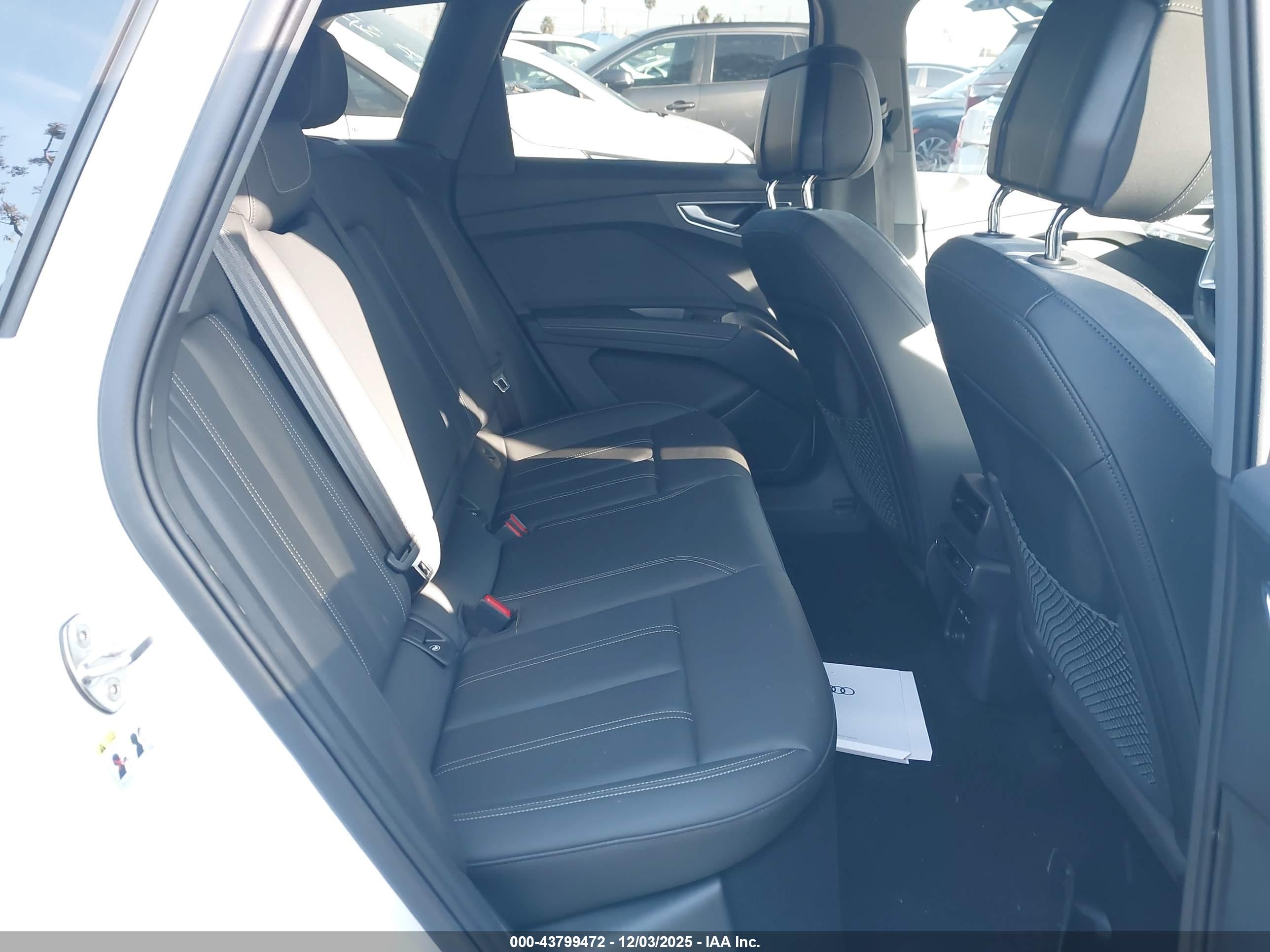 AUDI Q4 image 8