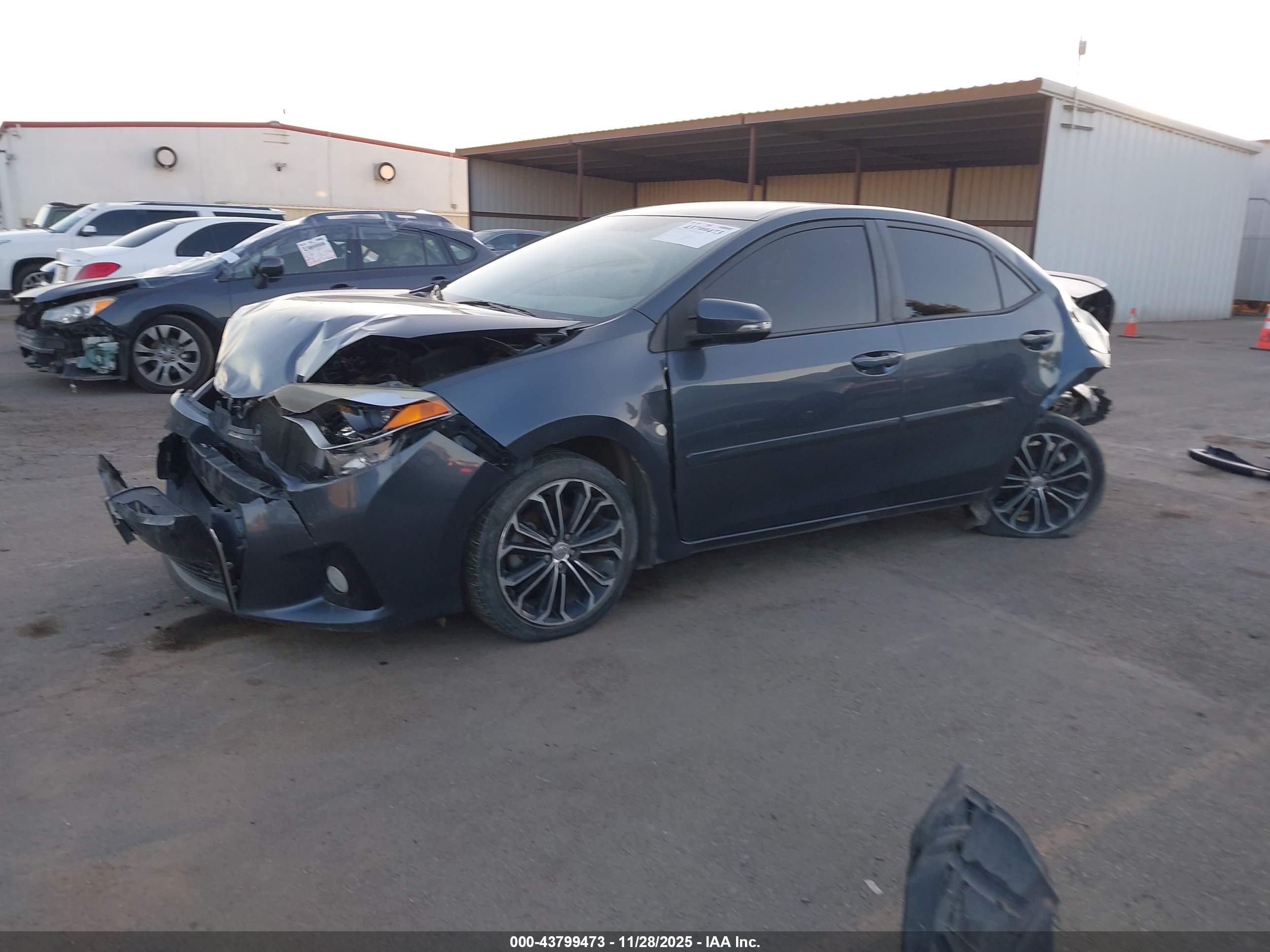 TOYOTA COROLLA image 2