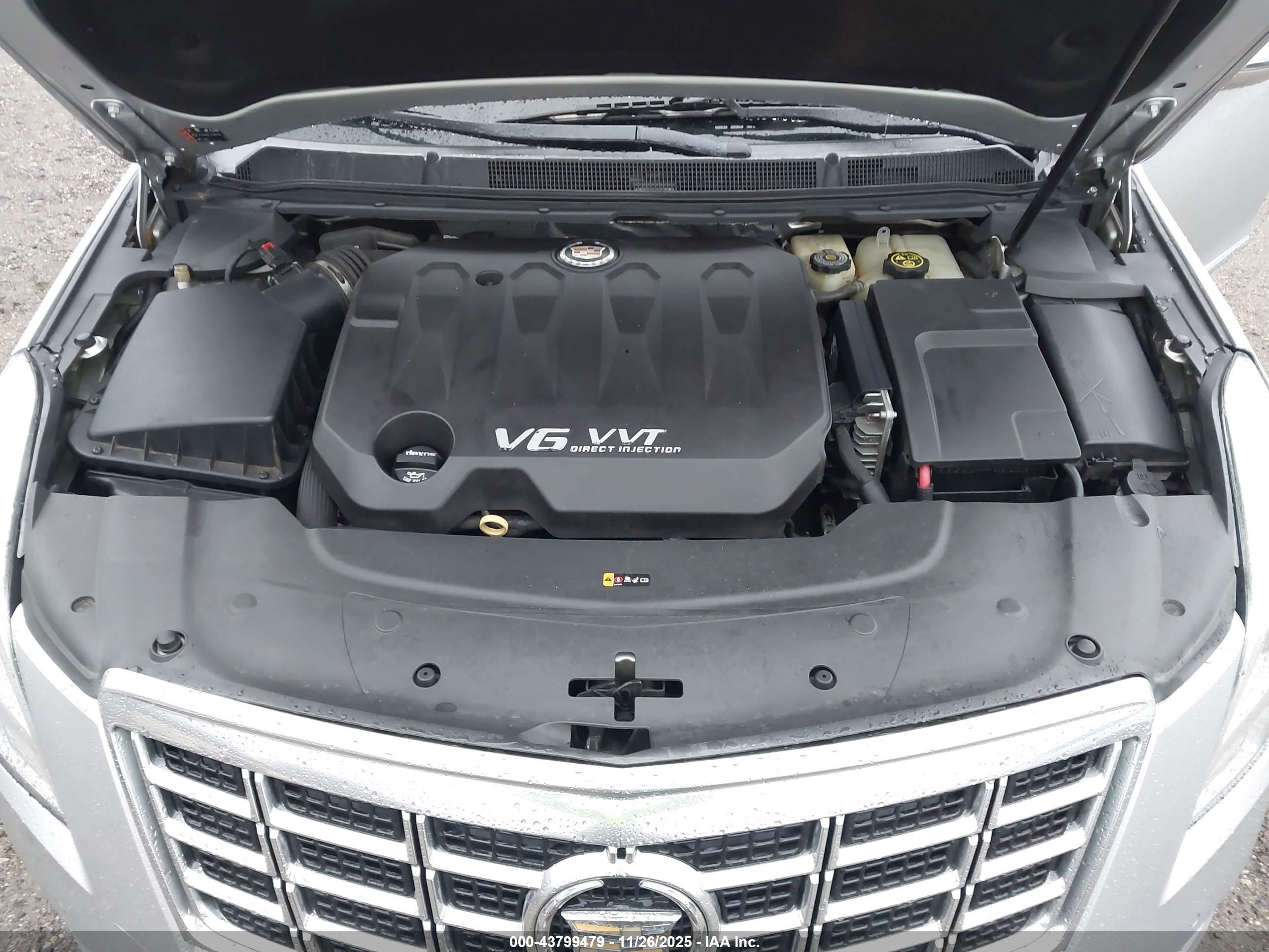 CADILLAC XTS image 10