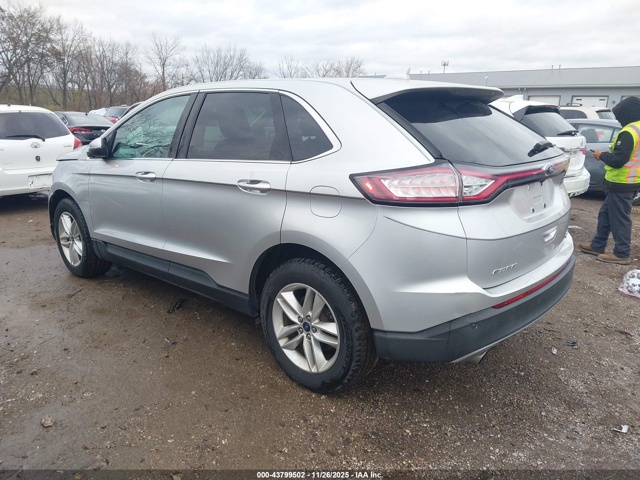 FORD EDGE image 3