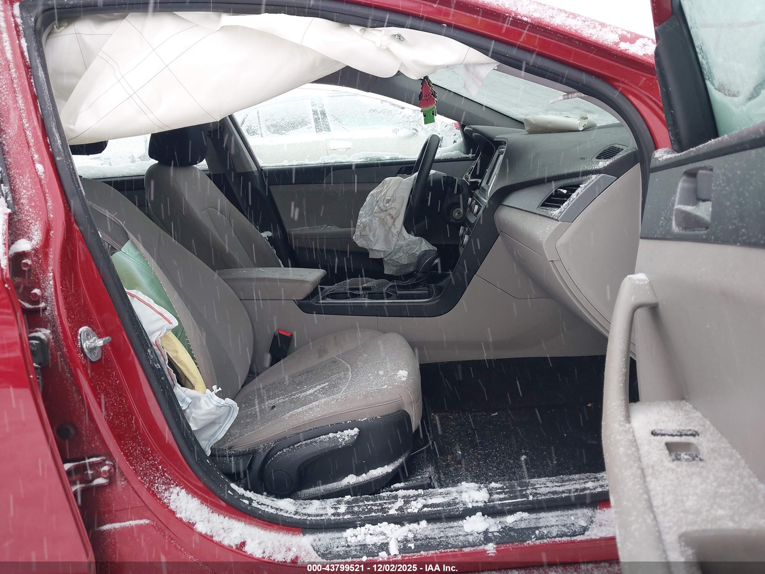 HYUNDAI SONATA image 5