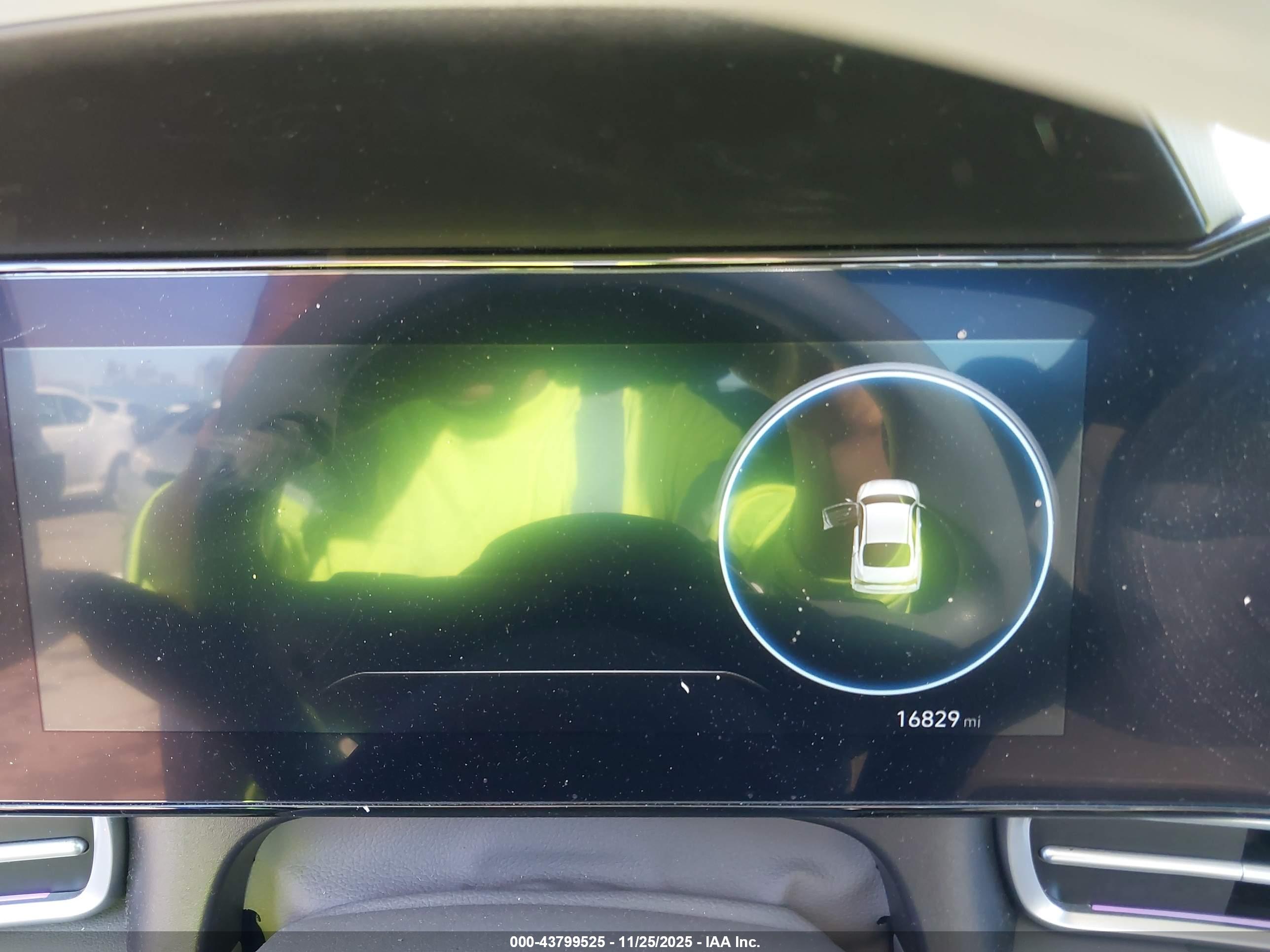 HYUNDAI ELANTRA image 7
