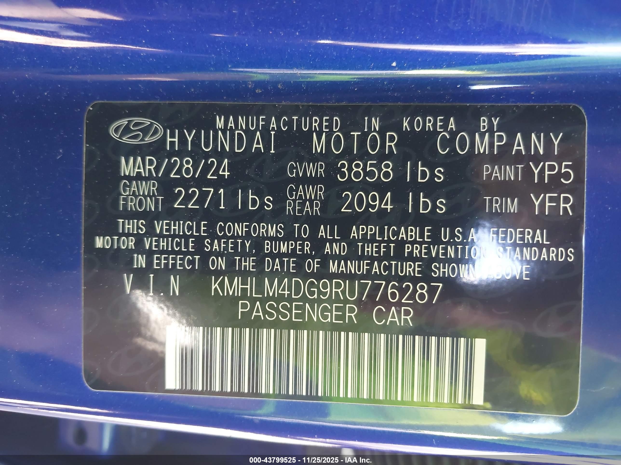 HYUNDAI ELANTRA image 9