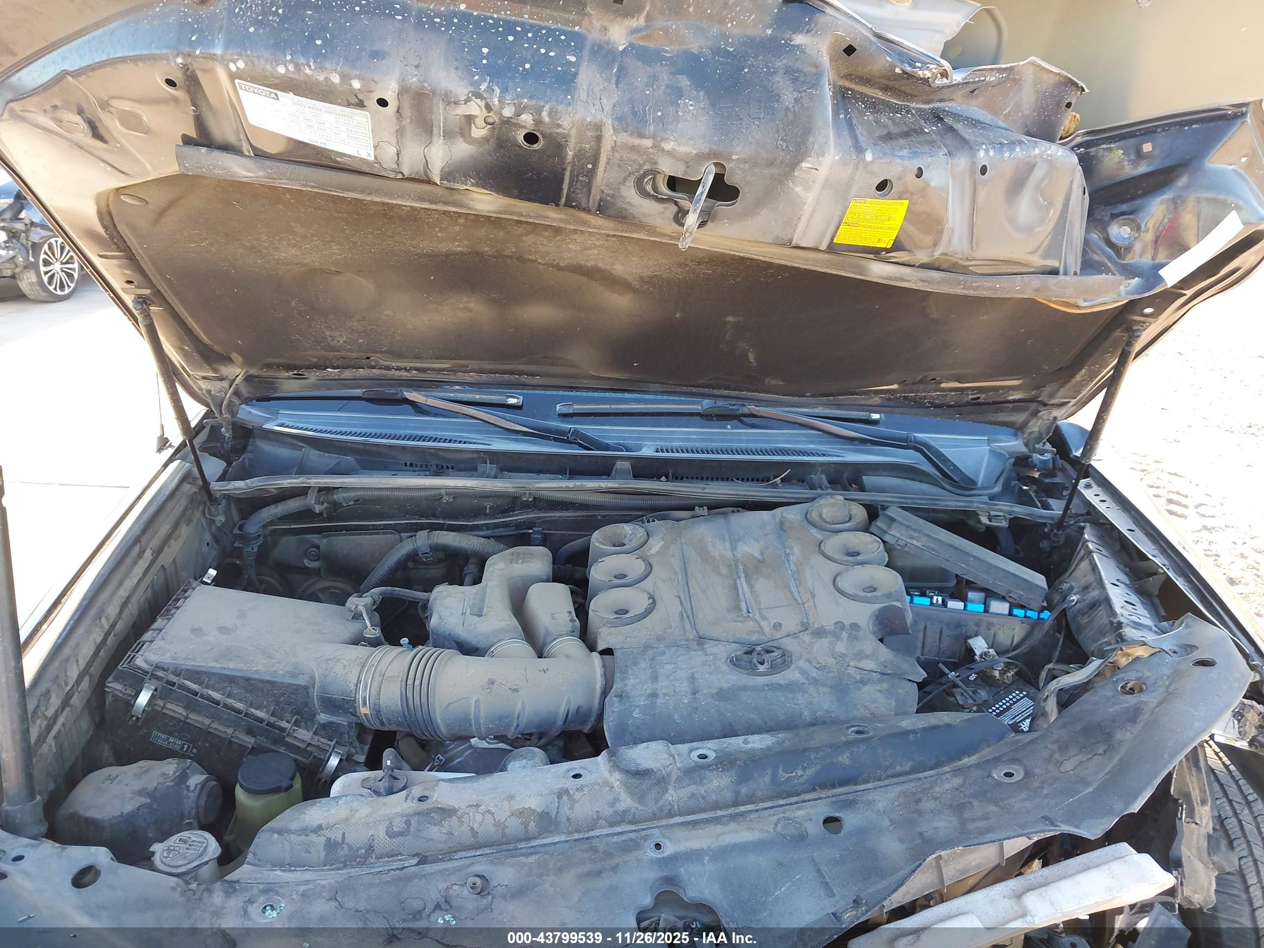 TOYOTA 4RUNNER image 10