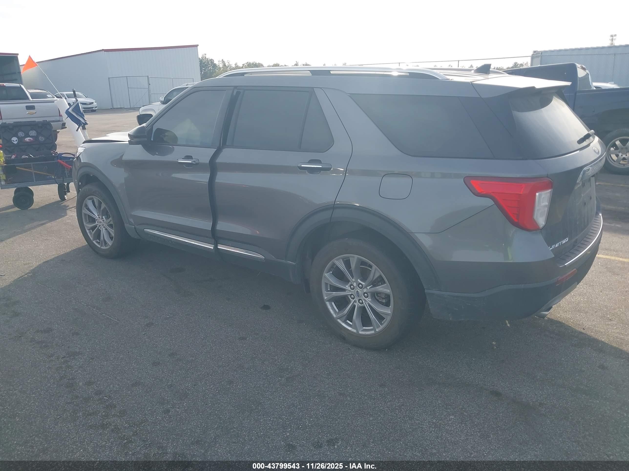 FORD EXPLORER image 3