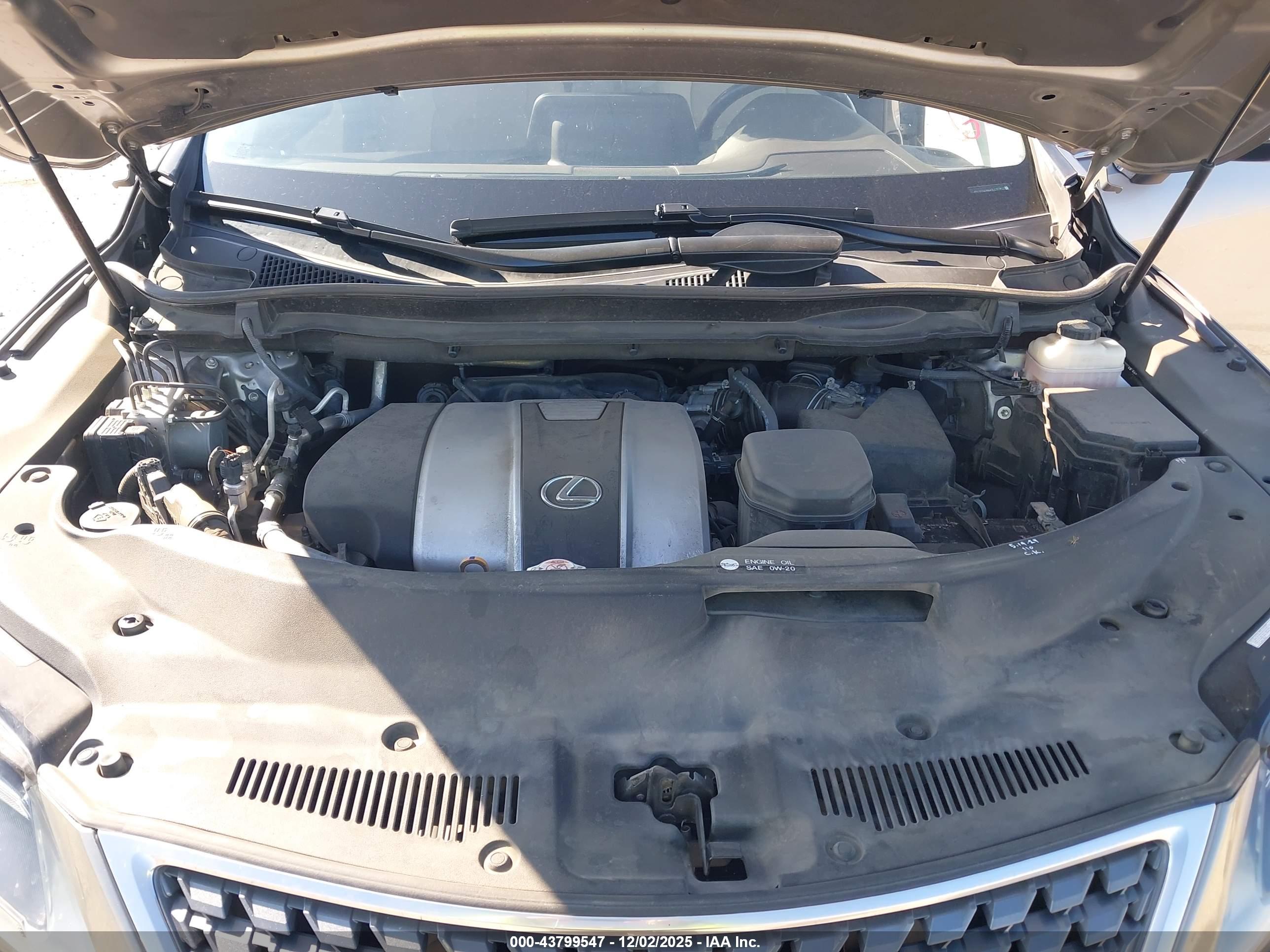 LEXUS RX image 10