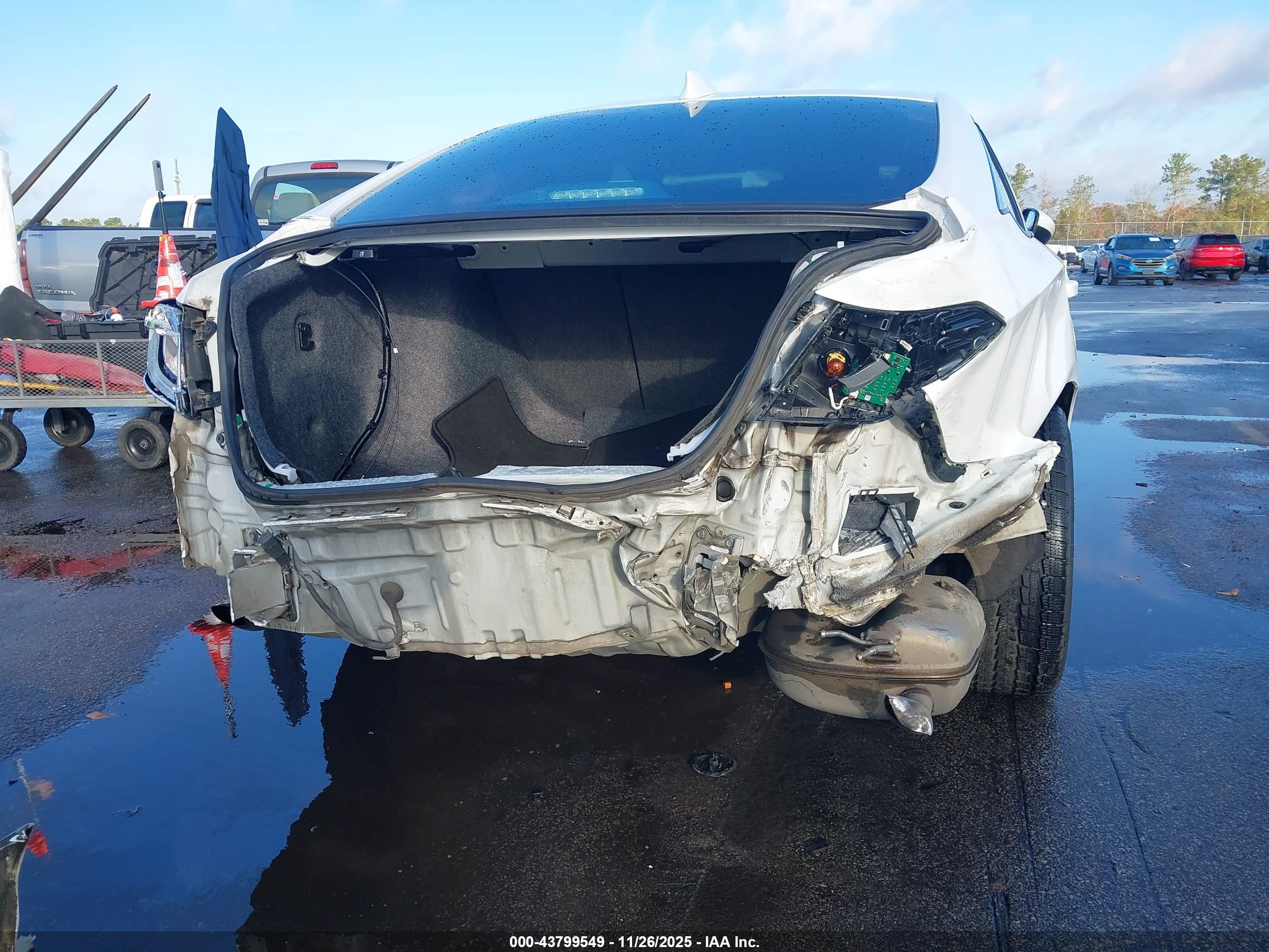 HONDA ACCORD image 6