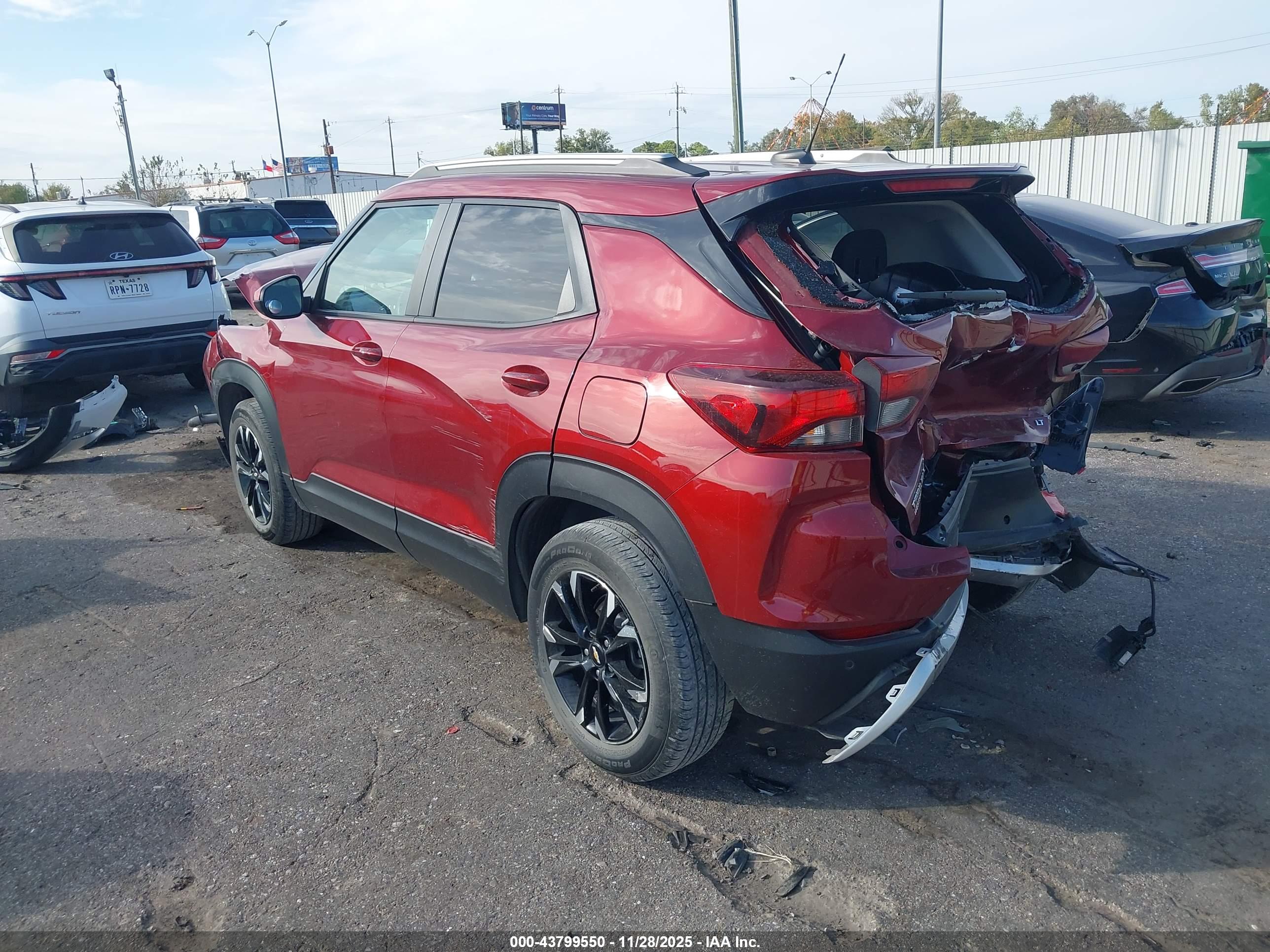 CHEVROLET TRAILBLAZER image 3