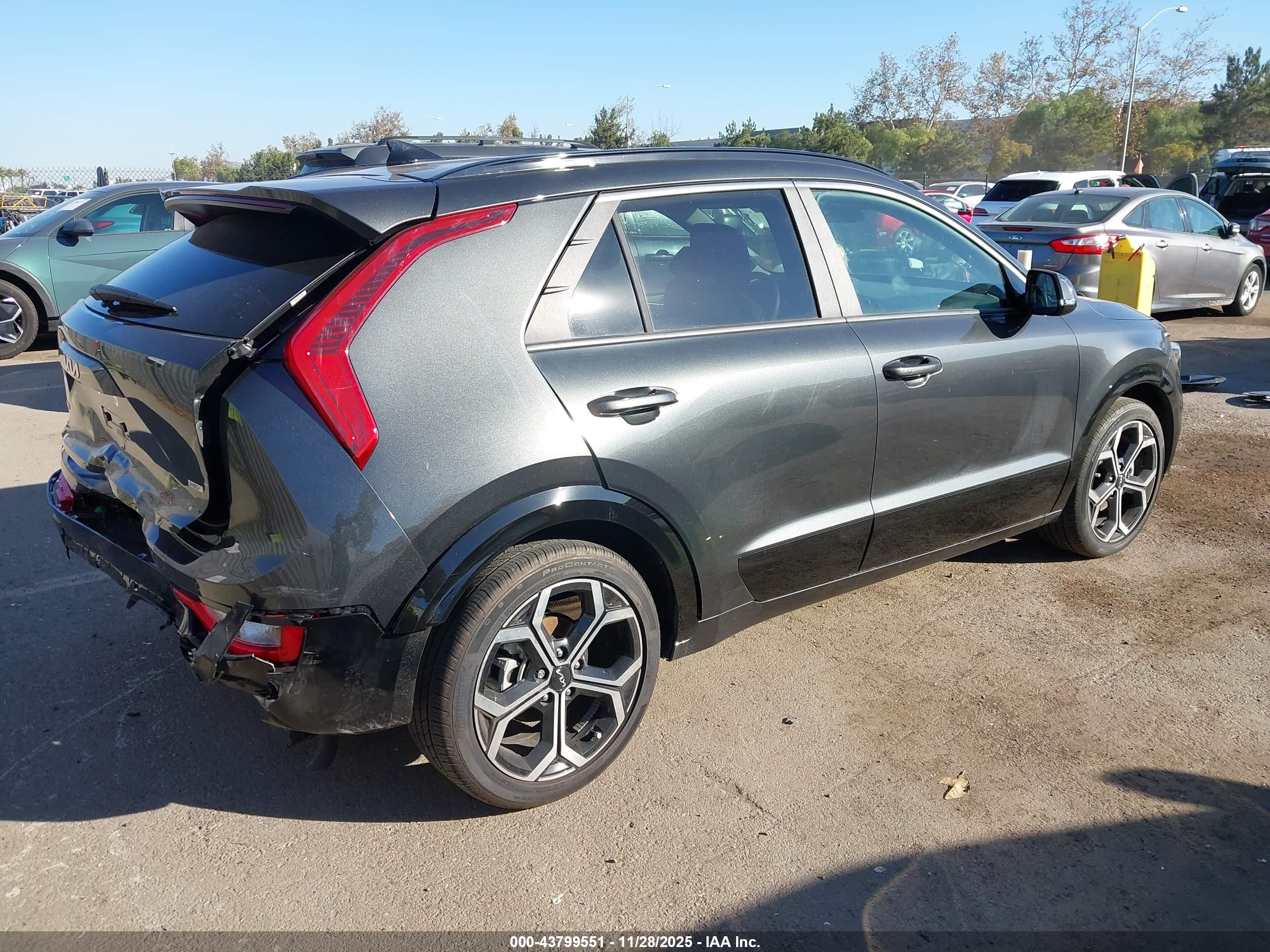 KIA NIRO image 4