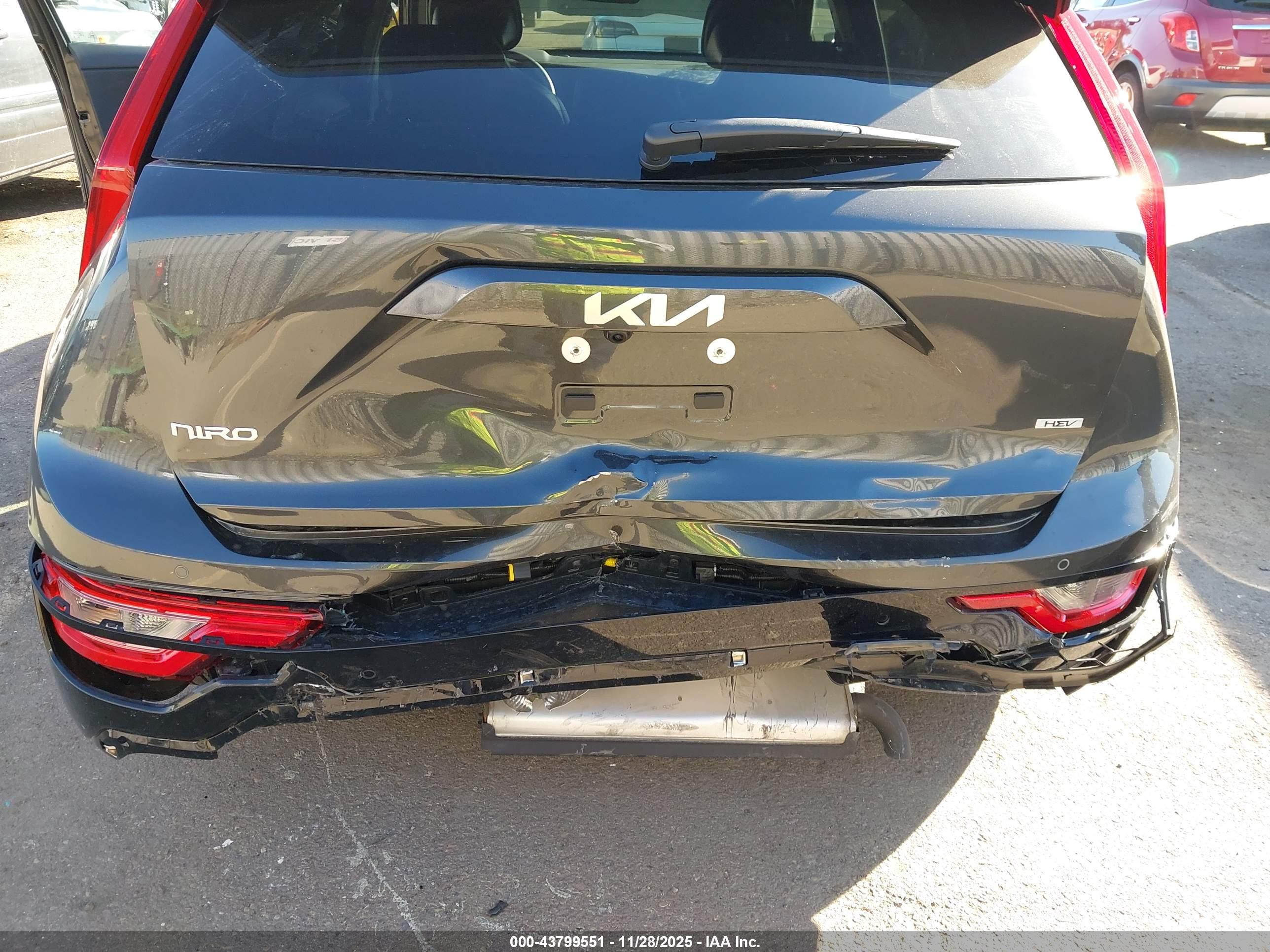KIA NIRO image 6
