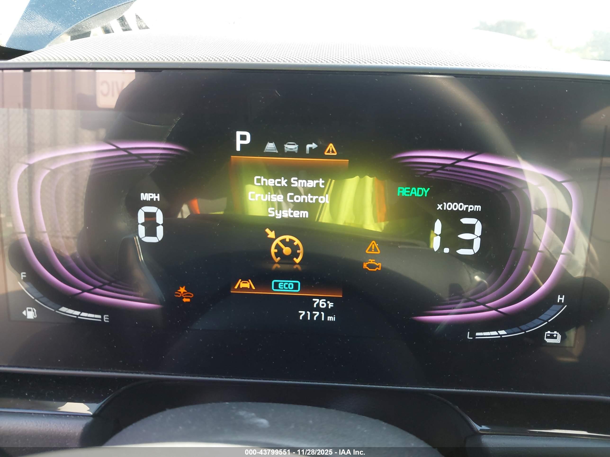 KIA NIRO image 7