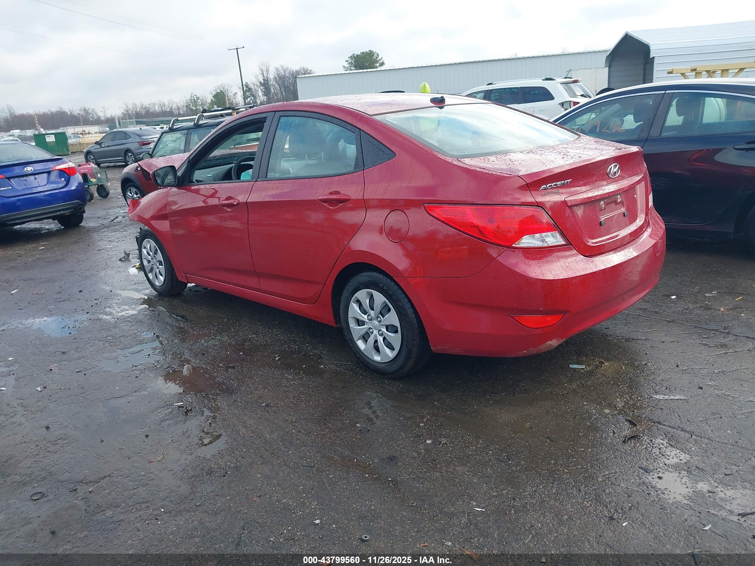 HYUNDAI ACCENT image 3